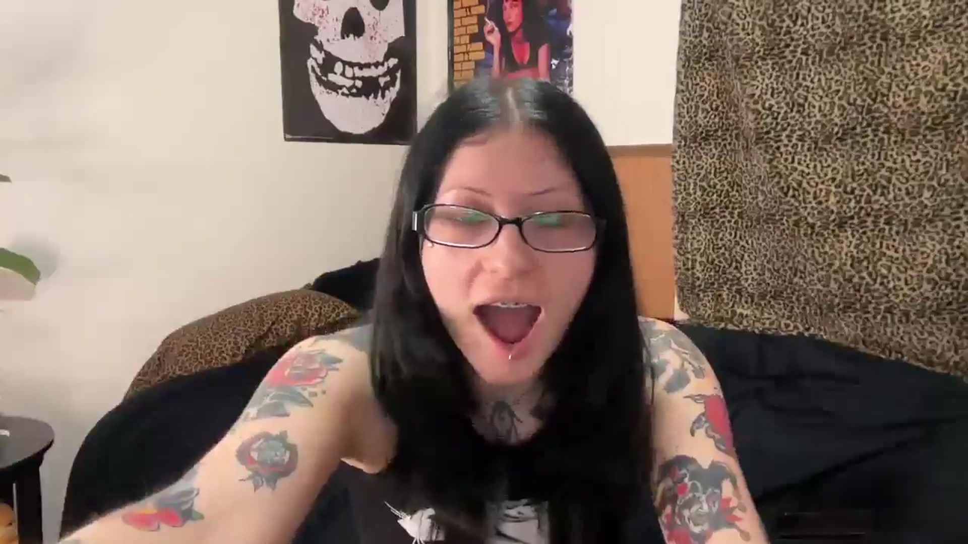 Gallery image thumbnail from bec69's myfreecams stream on, 12/22/2025, 19:37 image 6 of 20
