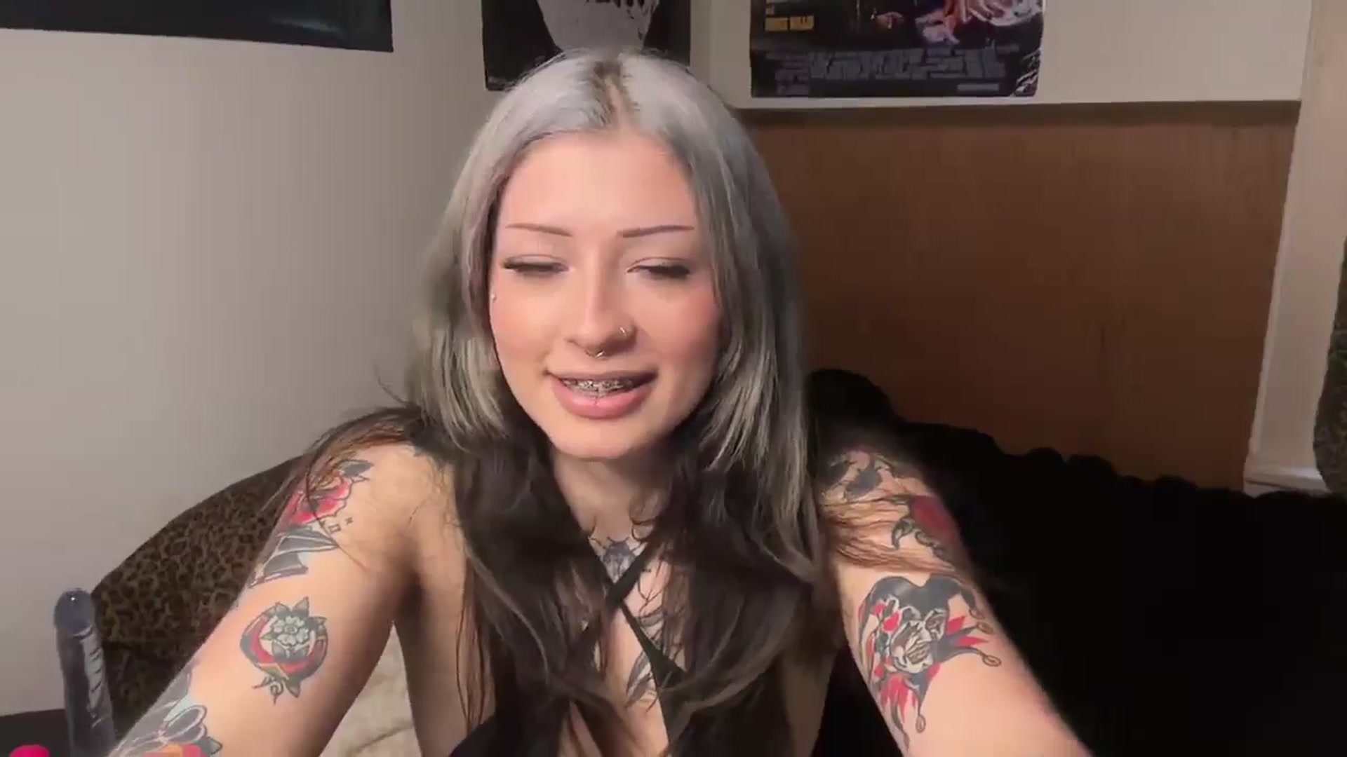 Gallery image thumbnail from bec69's myfreecams stream on, 02/23/2026, 24:27 image 11 of 20