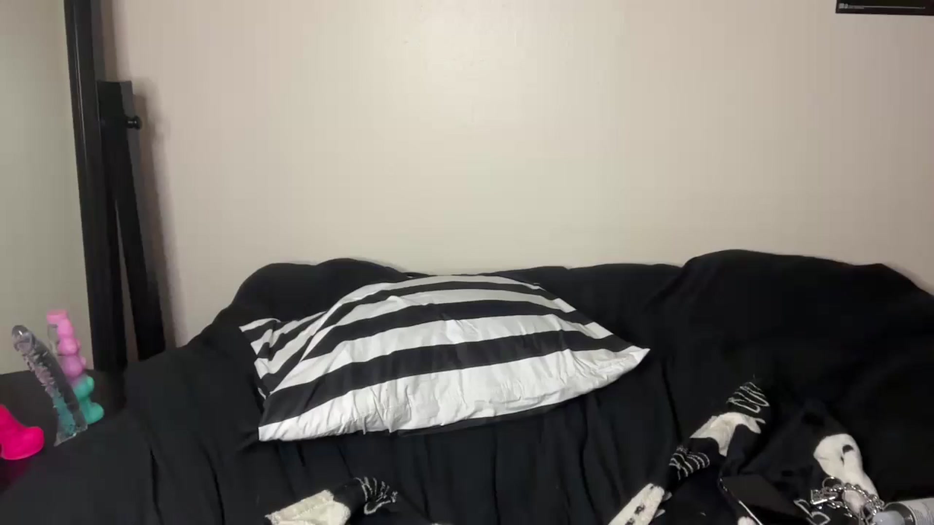 Gallery image thumbnail from bec69's myfreecams stream on, 04/29/2026, 04:28 image 12 of 20