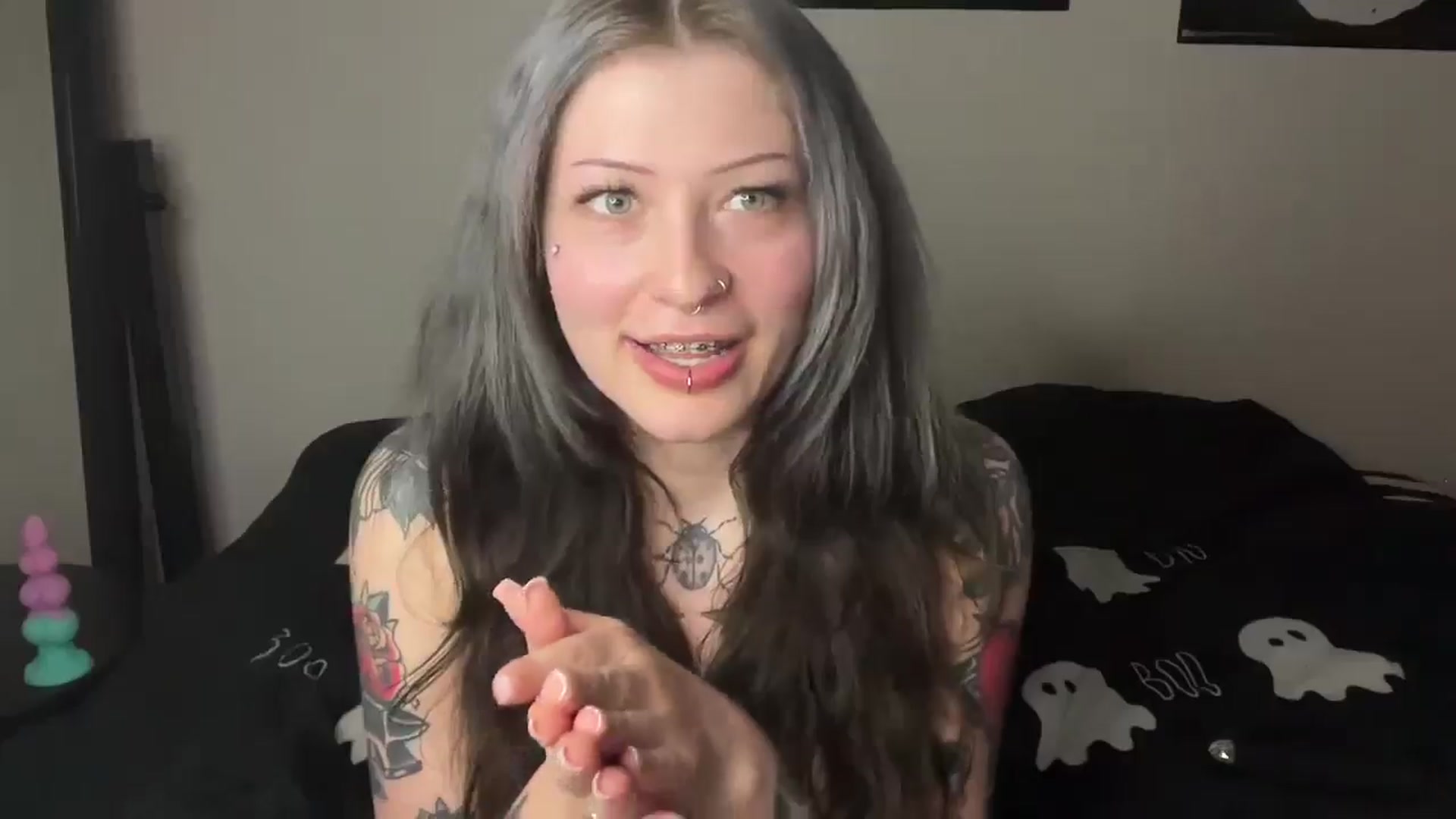 Gallery image thumbnail from bec69's myfreecams stream on, 05/03/2026, 03:14 image 16 of 20