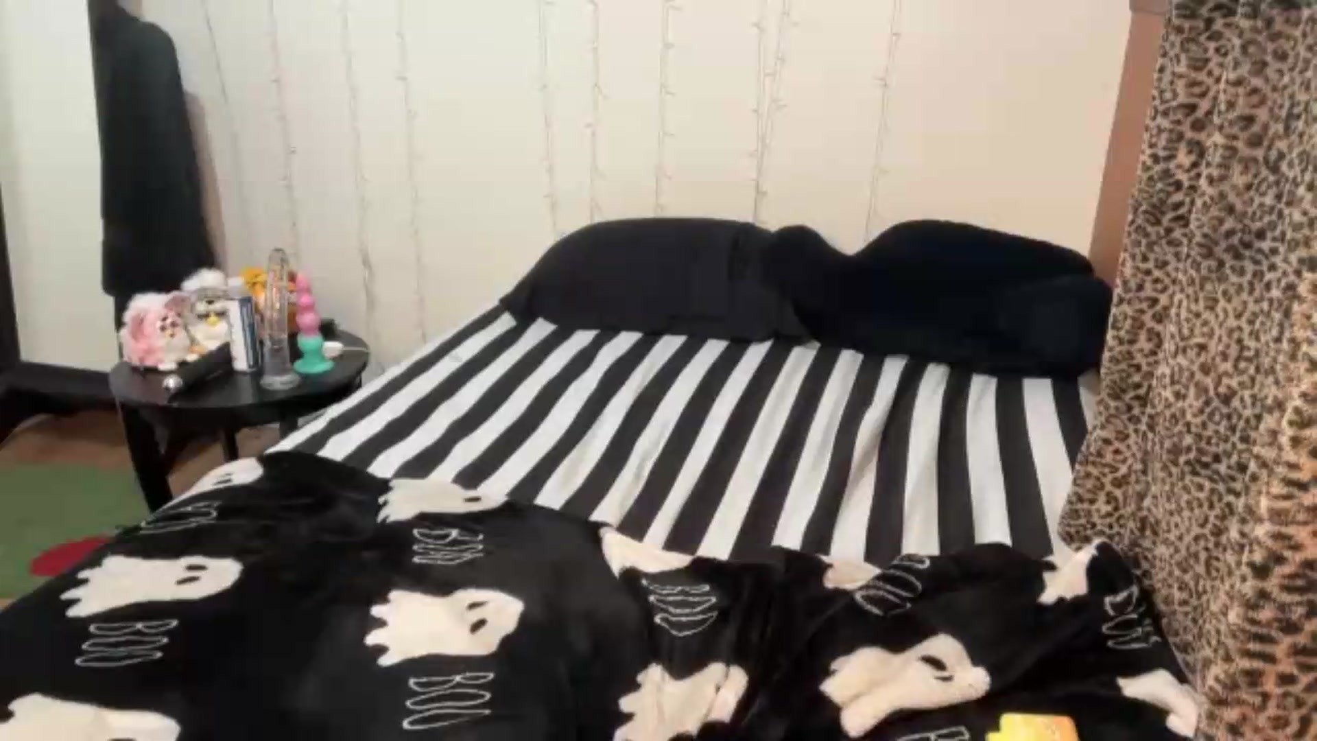 Gallery image thumbnail from bec69's myfreecams stream on, 08/12/2026, 01:09 image 4 of 20