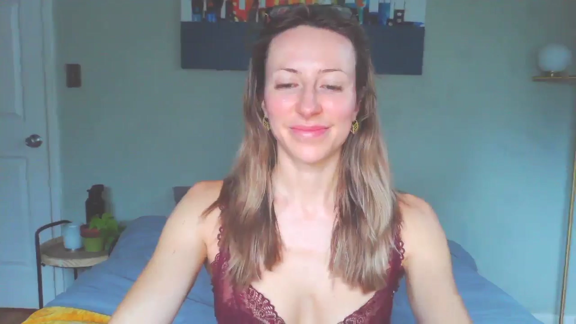Gallery image thumbnail from bellabaxxxter's myfreecams stream on, 11/19/2024, 15:51 image 14 of 20