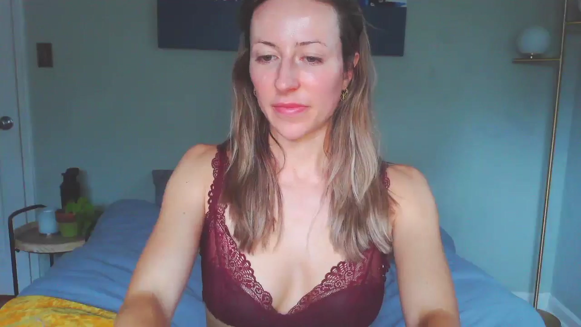 Gallery image thumbnail from bellabaxxxter's myfreecams stream on, 11/19/2024, 16:28 image 18 of 20