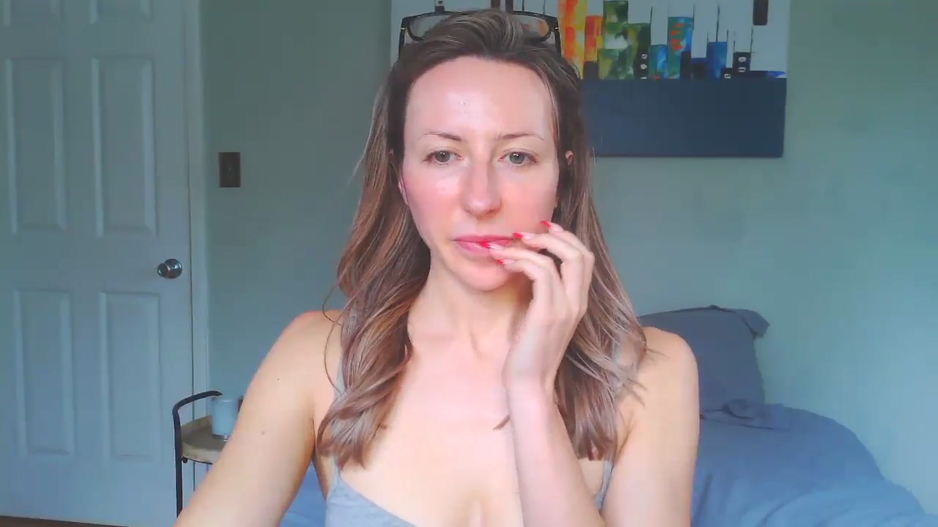 Gallery image thumbnail from bellabaxxxter's myfreecams stream on, 11/29/2024, 16:34 image 7 of 20