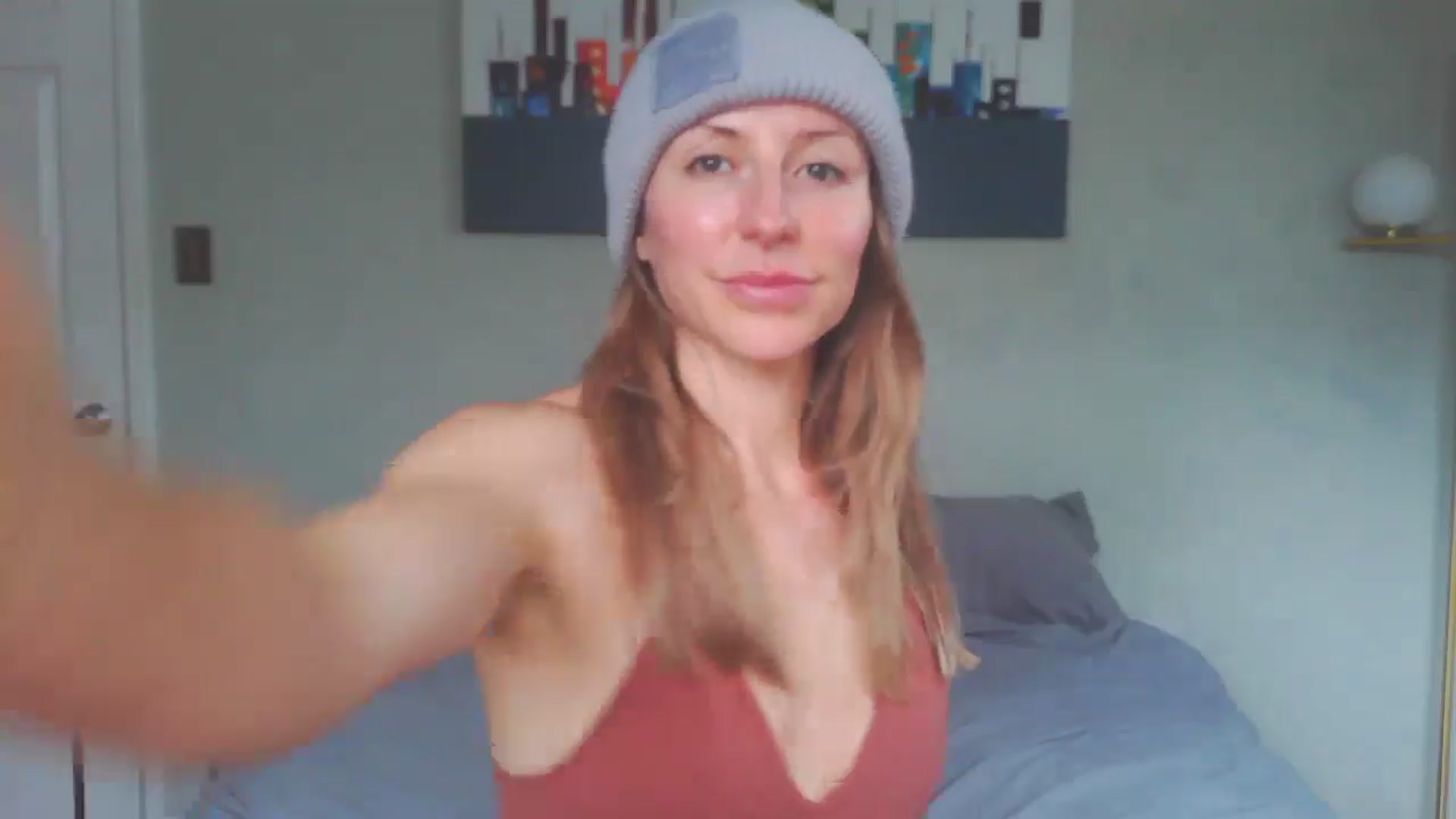 Gallery image thumbnail from bellabaxxxter's myfreecams stream on, 12/11/2024, 19:43 image 7 of 20
