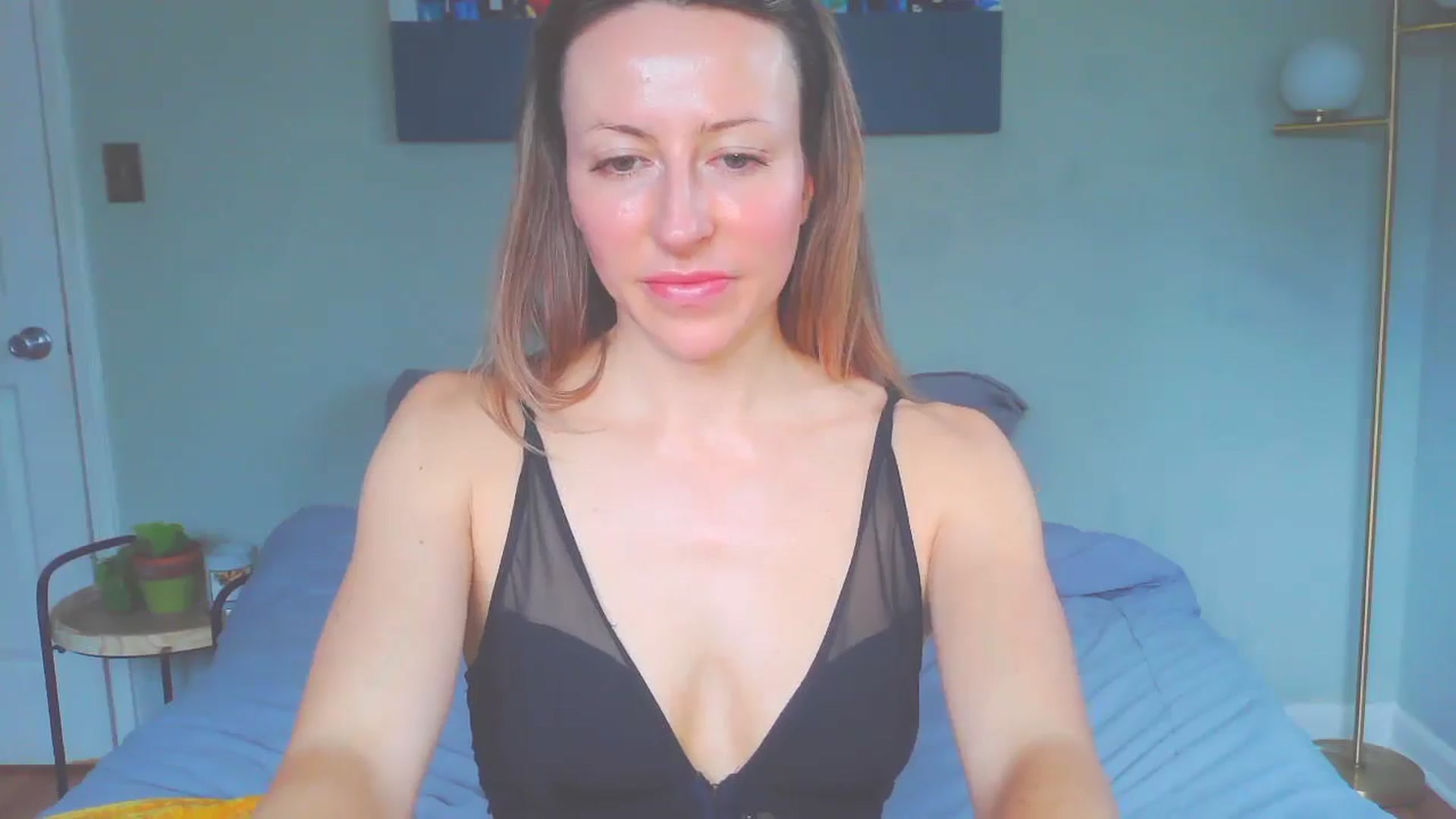 Gallery image thumbnail from bellabaxxxter's myfreecams stream on, 12/15/2024, 16:53 image 8 of 20