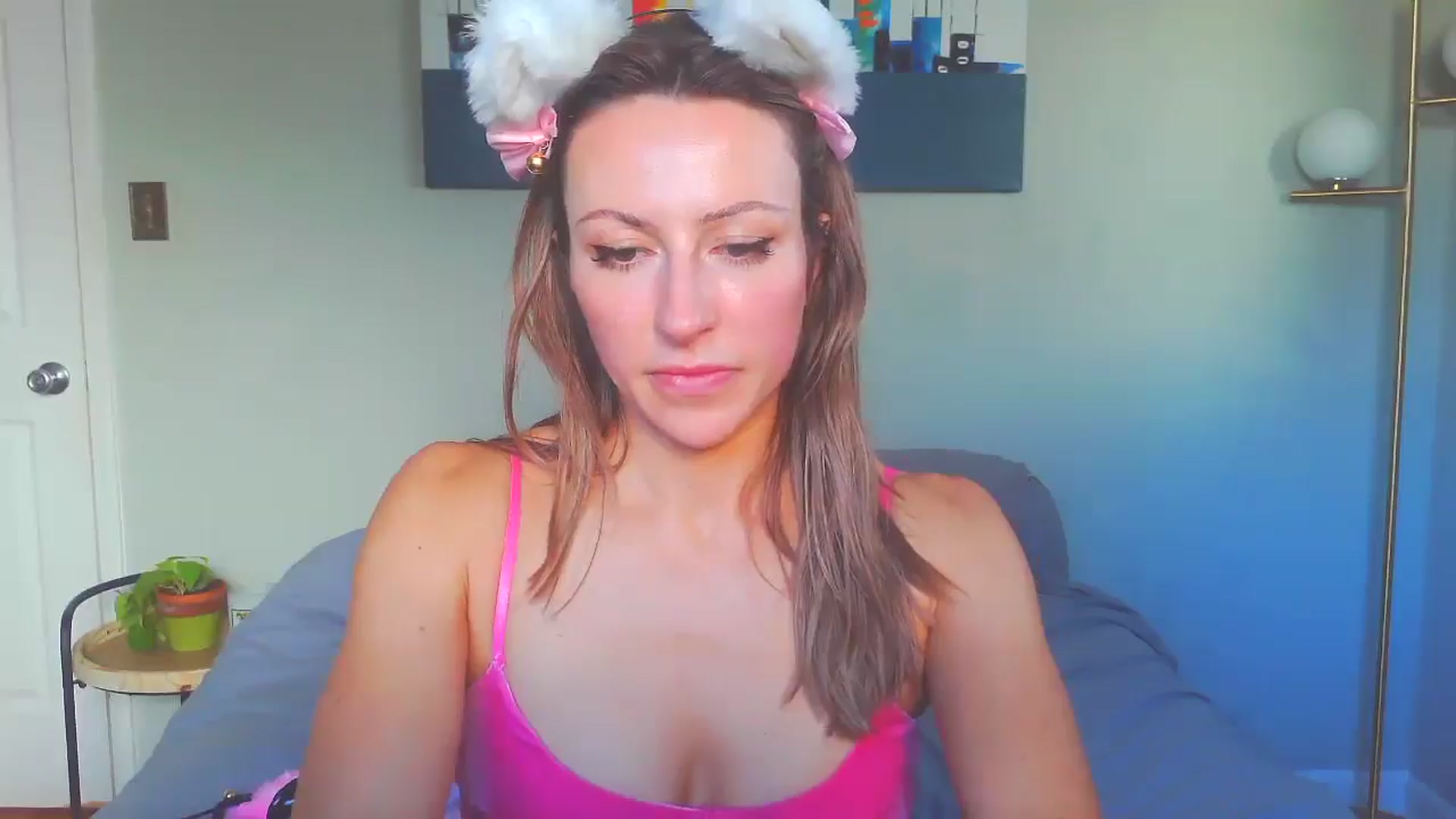 Gallery image thumbnail from bellabaxxxter's myfreecams stream on, 12/17/2024, 16:49 image 20 of 20