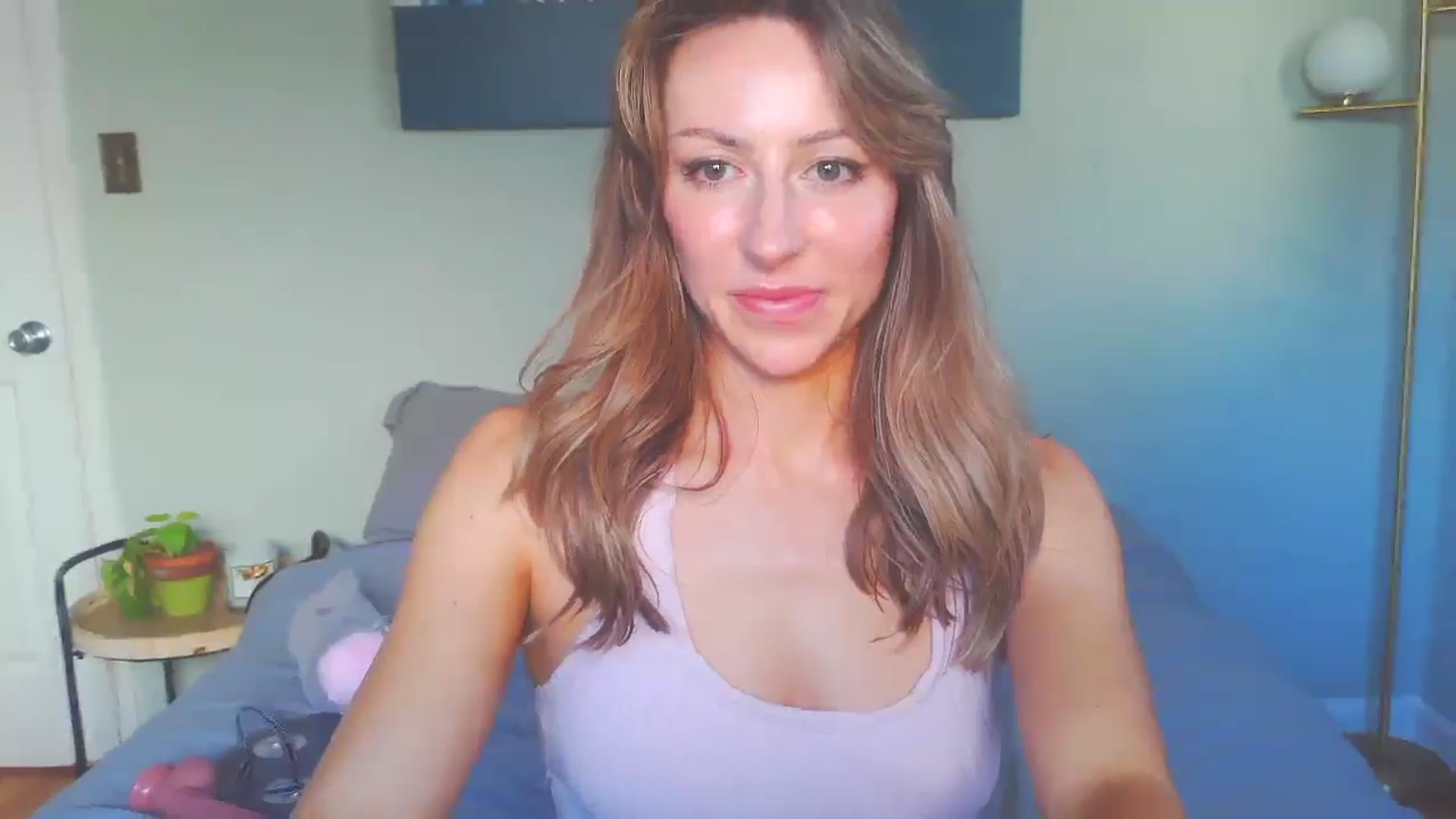 Gallery image thumbnail from bellabaxxxter's myfreecams stream on, 12/28/2024, 17:14 image 9 of 20