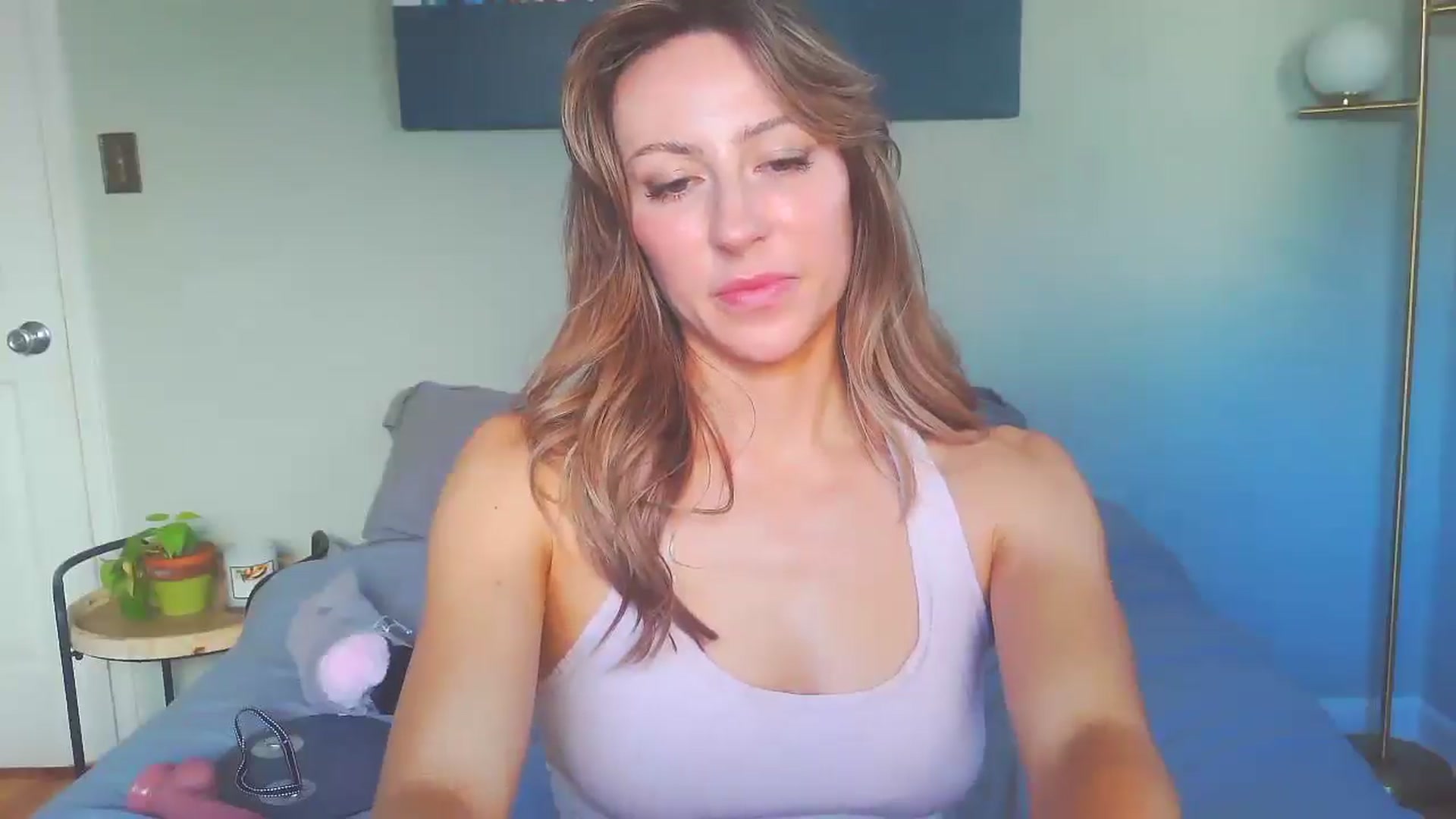 Gallery image thumbnail from bellabaxxxter's myfreecams stream on, 12/28/2024, 17:14 image 11 of 20