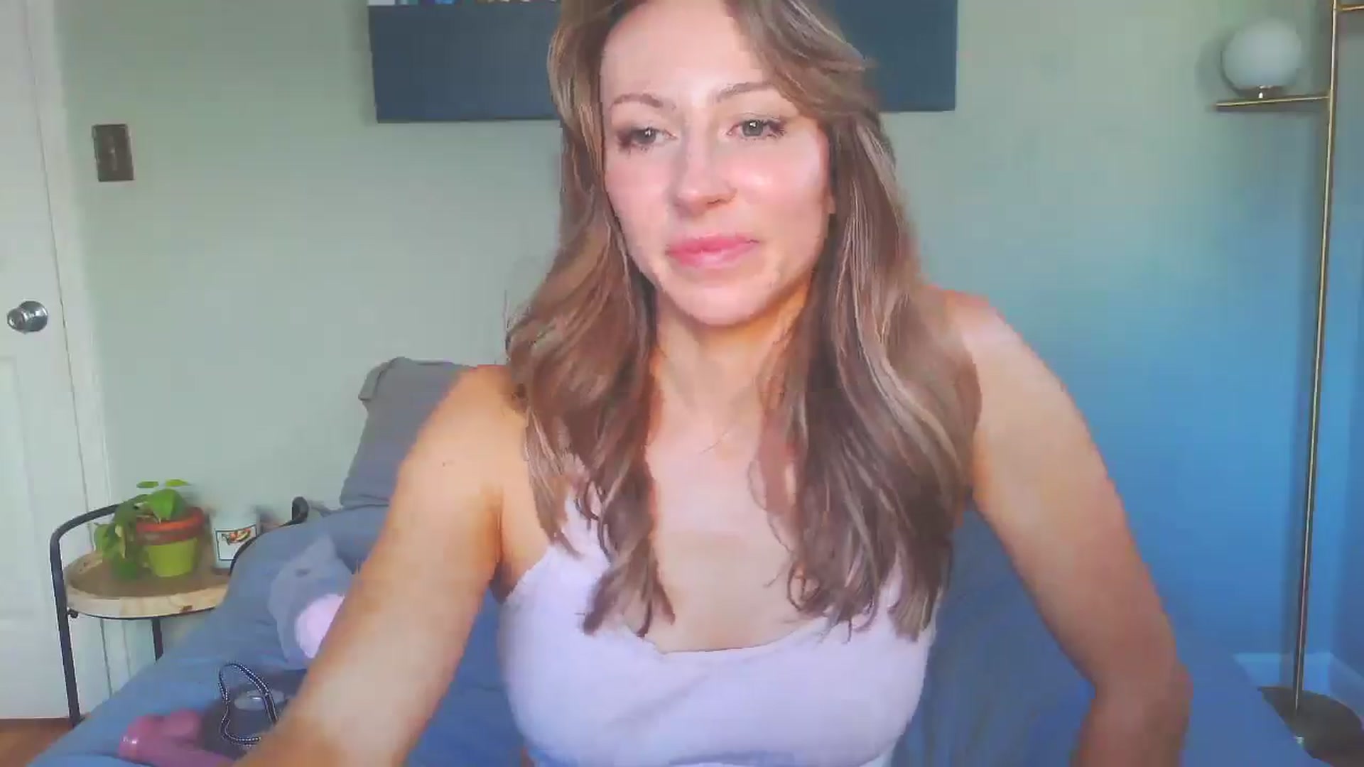 Gallery image thumbnail from bellabaxxxter's myfreecams stream on, 12/28/2024, 17:14 image 13 of 20
