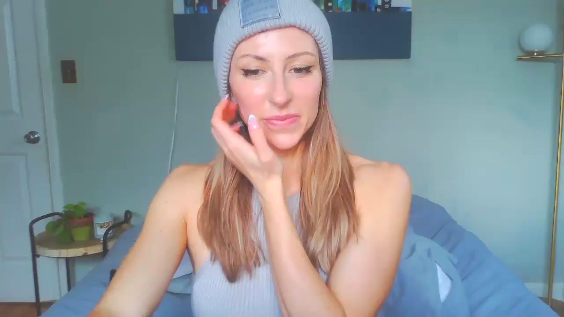 Gallery image thumbnail from bellabaxxxter's myfreecams stream on, 01/03/2025, 18:57 image 12 of 20