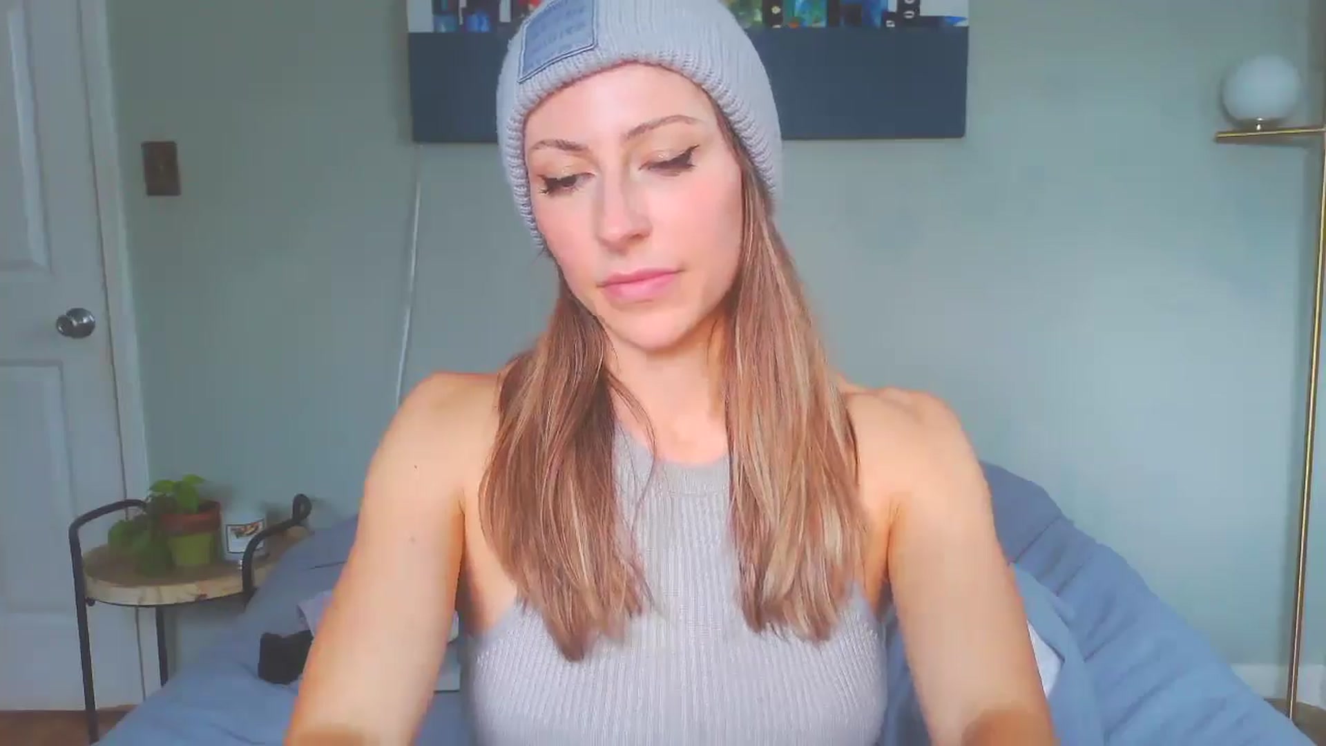 Gallery image thumbnail from bellabaxxxter's myfreecams stream on, 01/03/2025, 18:57 image 16 of 20