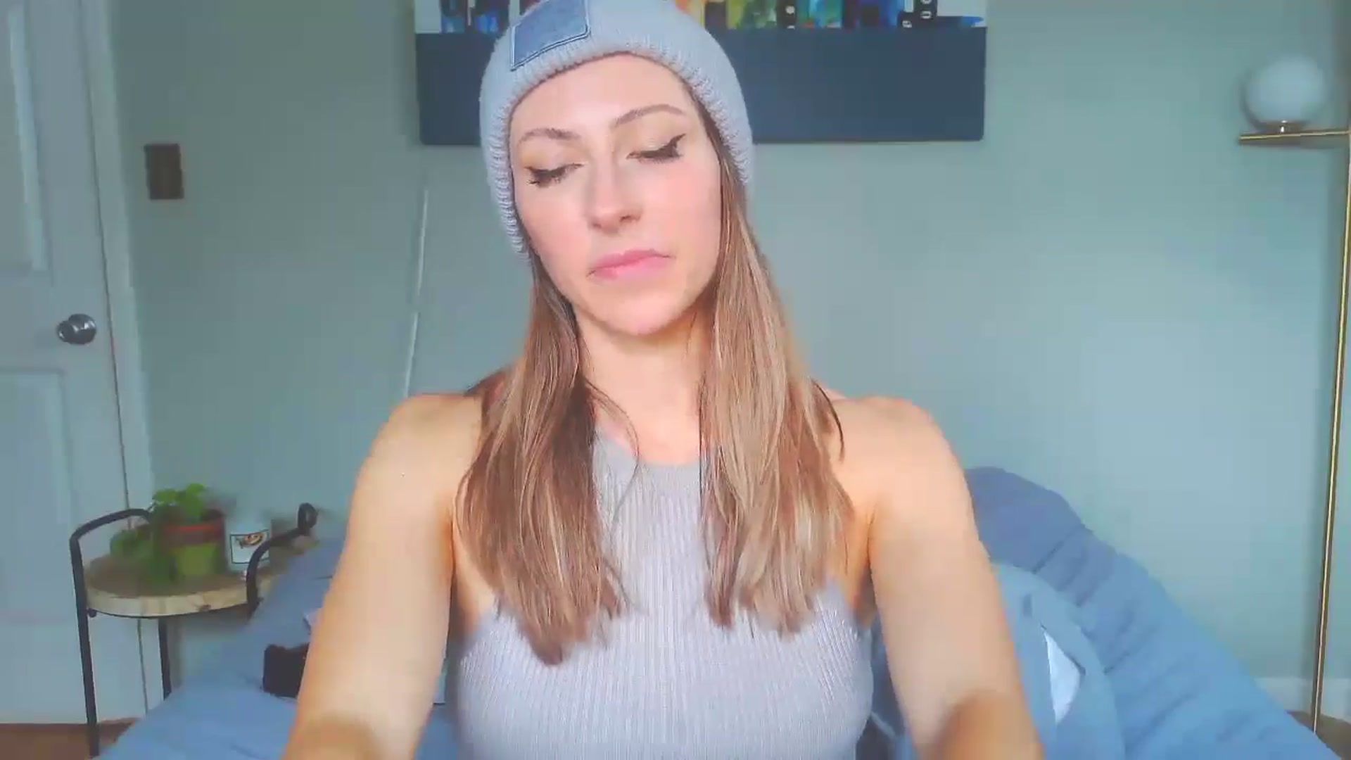Gallery image thumbnail from bellabaxxxter's myfreecams stream on, 01/03/2025, 18:57 image 19 of 20
