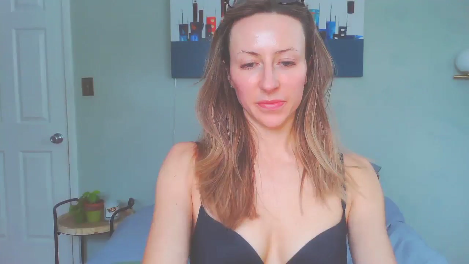 Gallery image thumbnail from bellabaxxxter's myfreecams stream on, 01/06/2025, 16:47 image 5 of 20