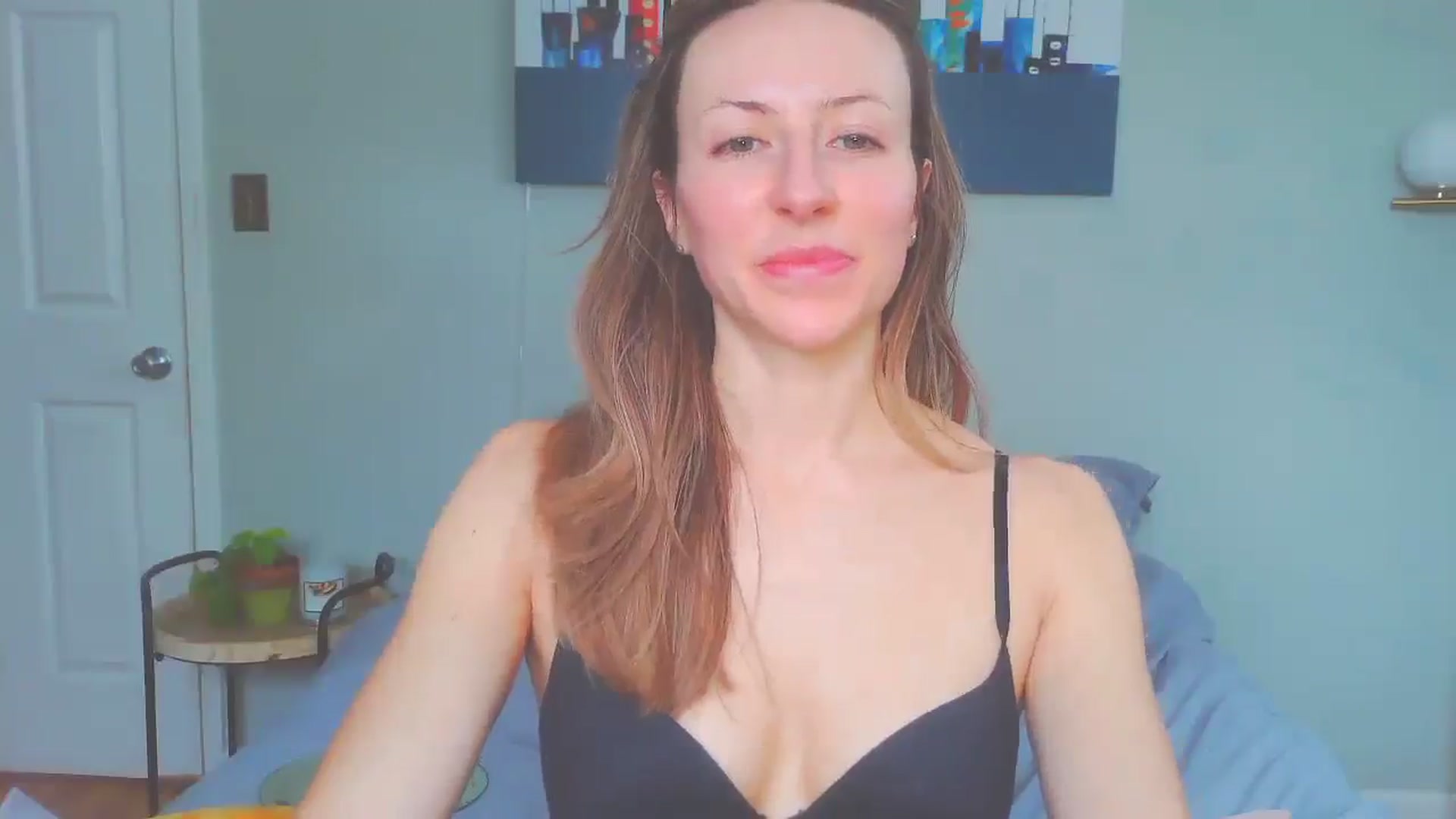 Gallery image thumbnail from bellabaxxxter's myfreecams stream on, 01/06/2025, 16:47 image 8 of 20