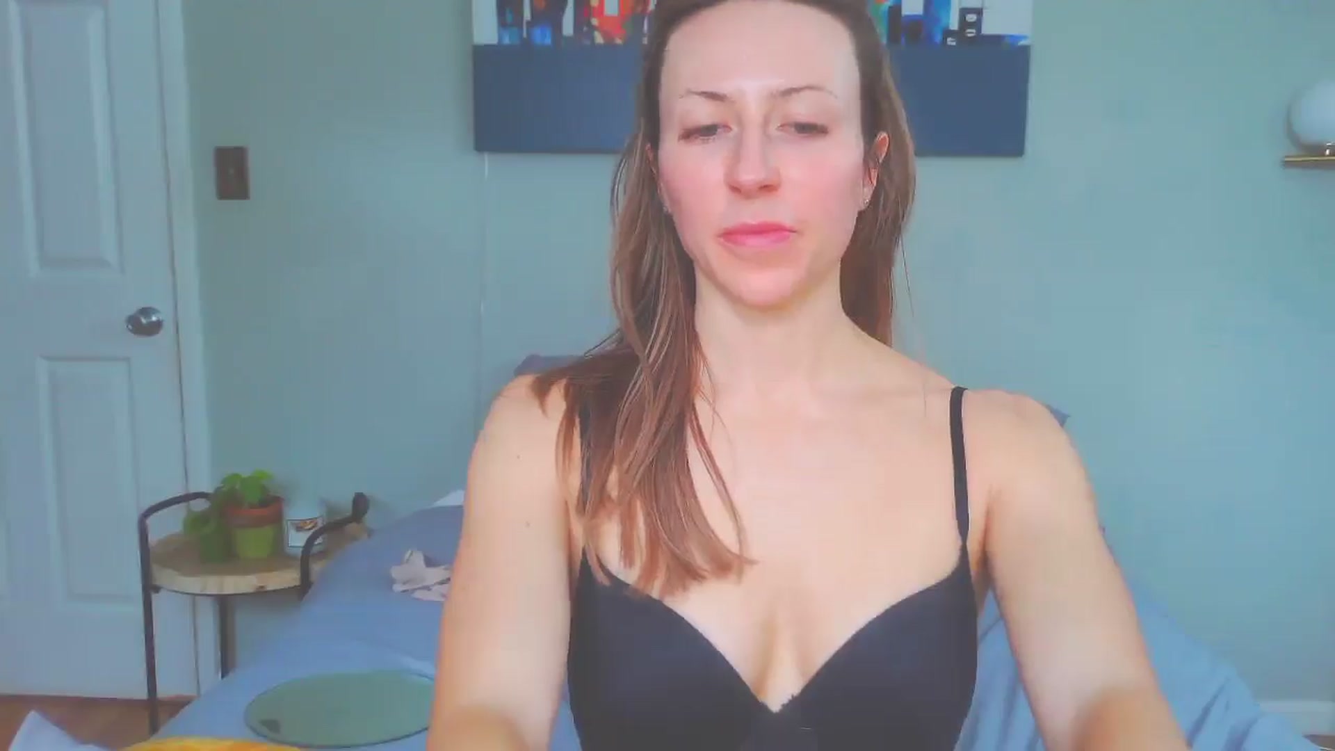 Gallery image thumbnail from bellabaxxxter's myfreecams stream on, 01/06/2025, 16:47 image 13 of 20