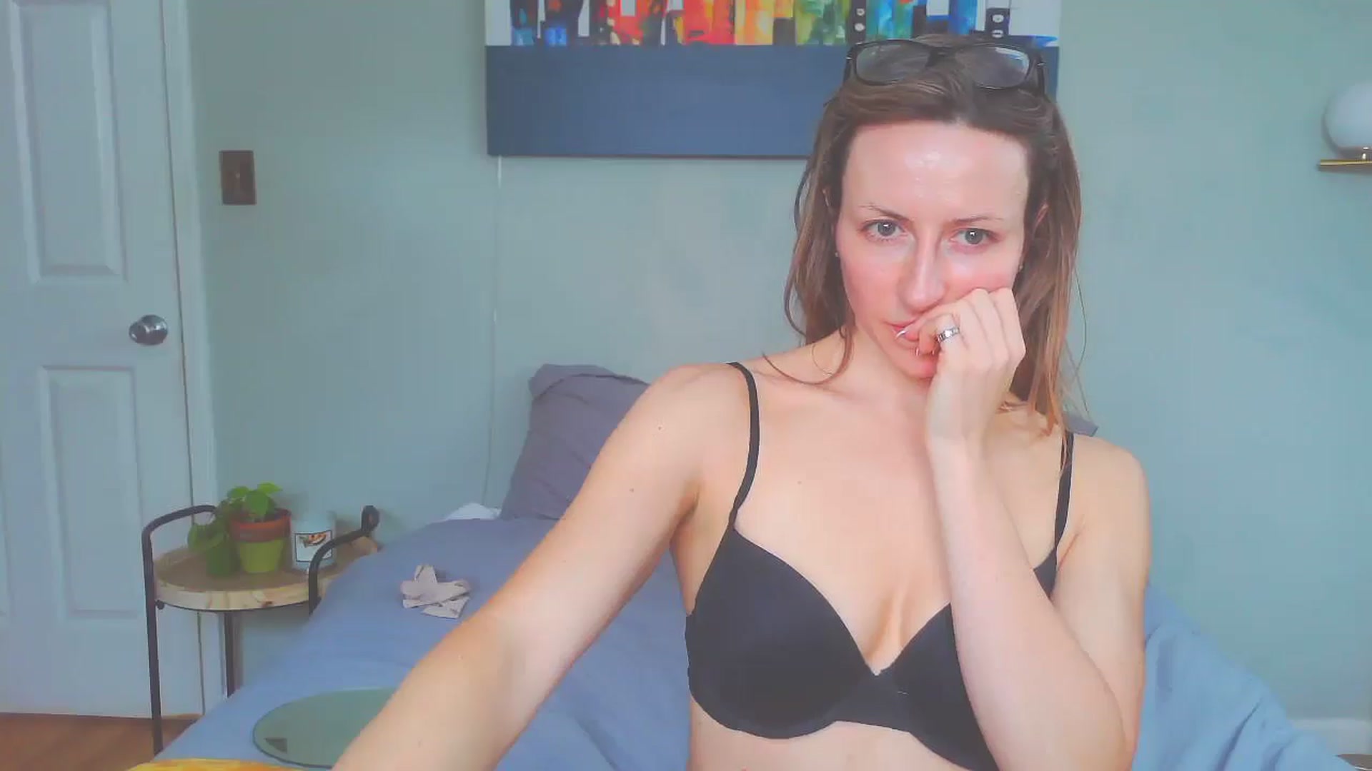 Gallery image thumbnail from bellabaxxxter's myfreecams stream on, 01/06/2025, 16:47 image 18 of 20