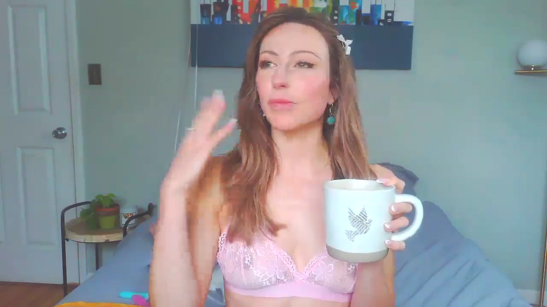 Gallery image thumbnail from bellabaxxxter's myfreecams stream on, 01/08/2025, 15:34 image 14 of 20