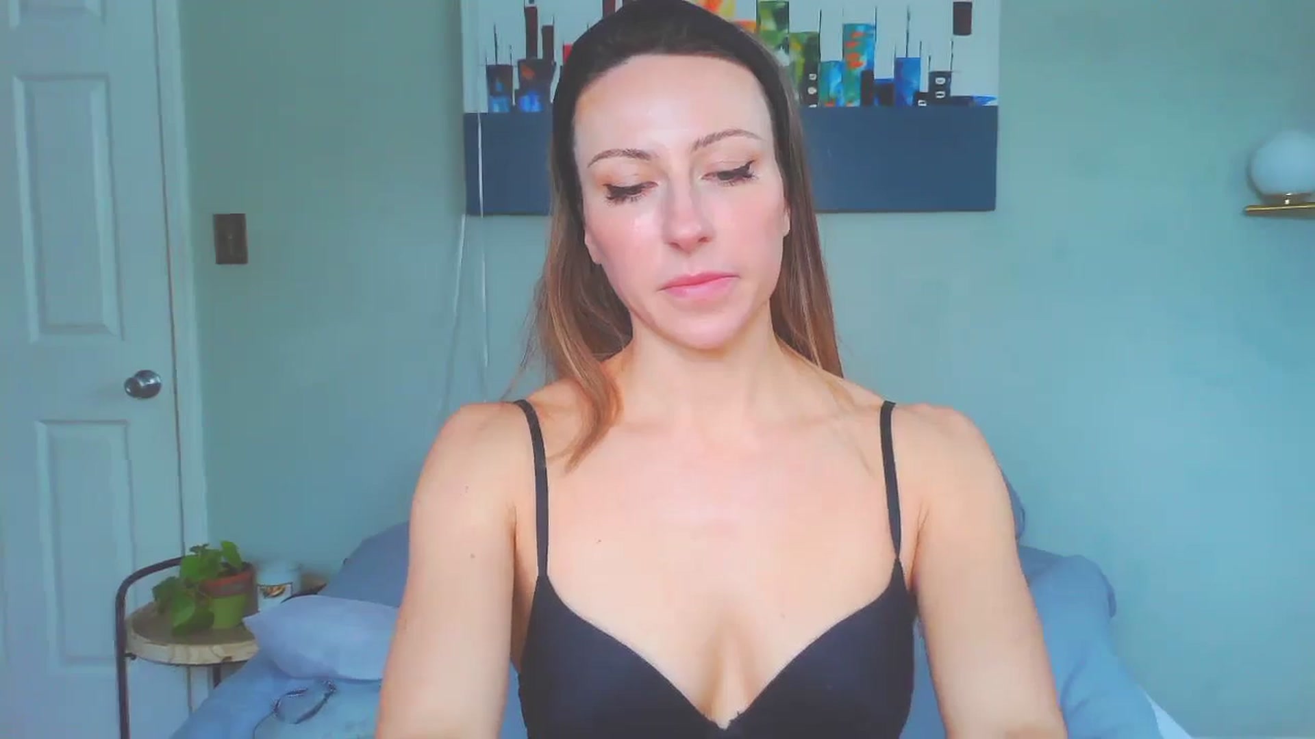 Gallery image thumbnail from bellabaxxxter's myfreecams stream on, 01/15/2025, 15:30 image 8 of 20