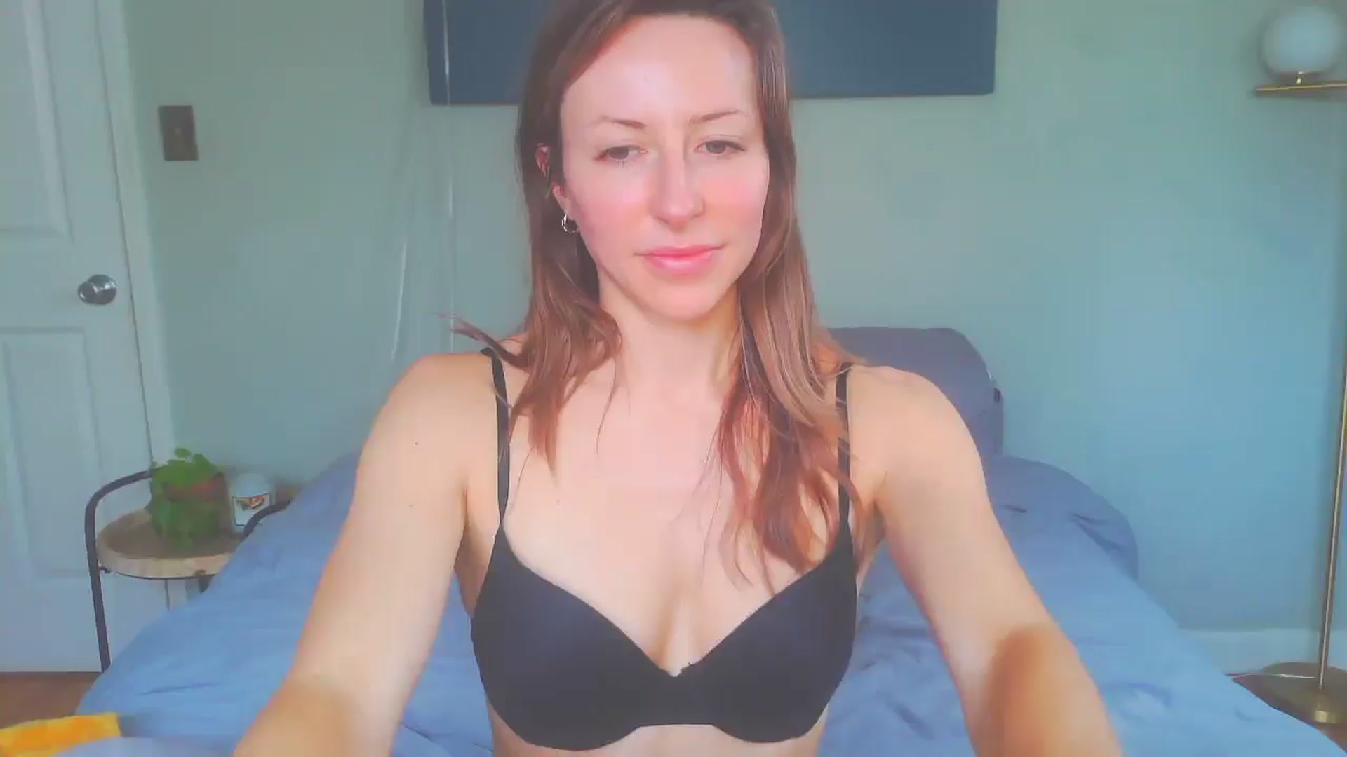 Gallery image thumbnail from bellabaxxxter's myfreecams stream on, 02/03/2025, 16:46 image 17 of 20