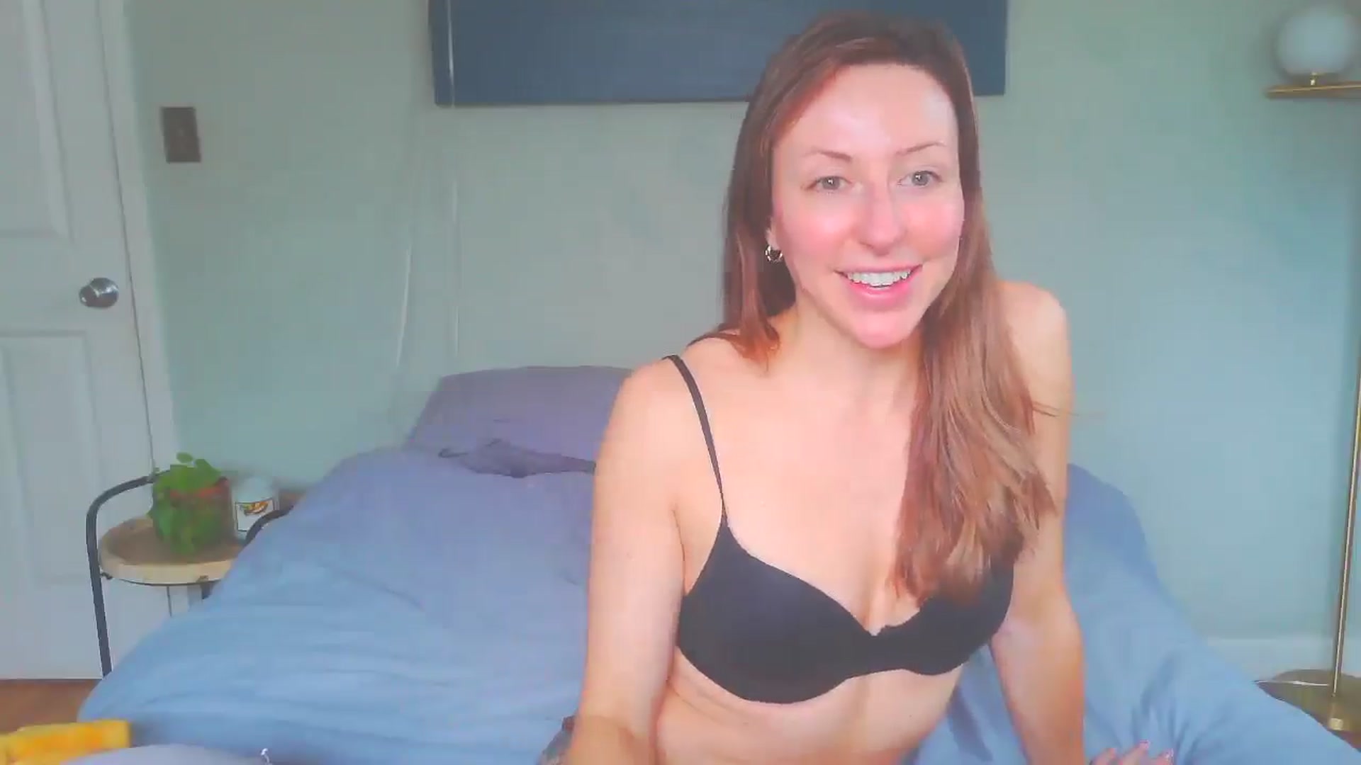 Gallery image thumbnail from bellabaxxxter's myfreecams stream on, 02/03/2025, 16:46 image 11 of 20