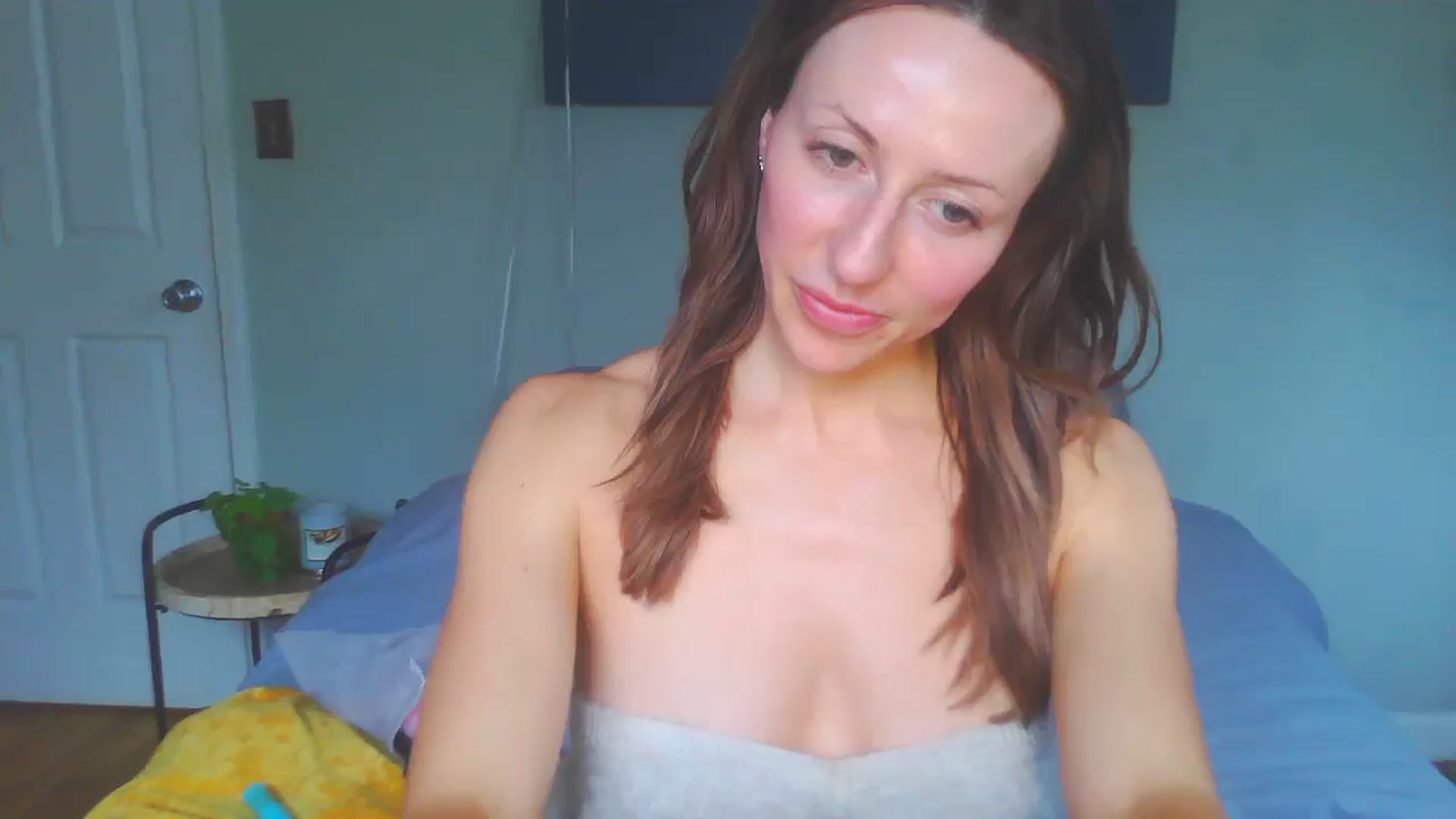 Gallery image thumbnail from bellabaxxxter's myfreecams stream on, 02/06/2025, 19:09 image 5 of 20