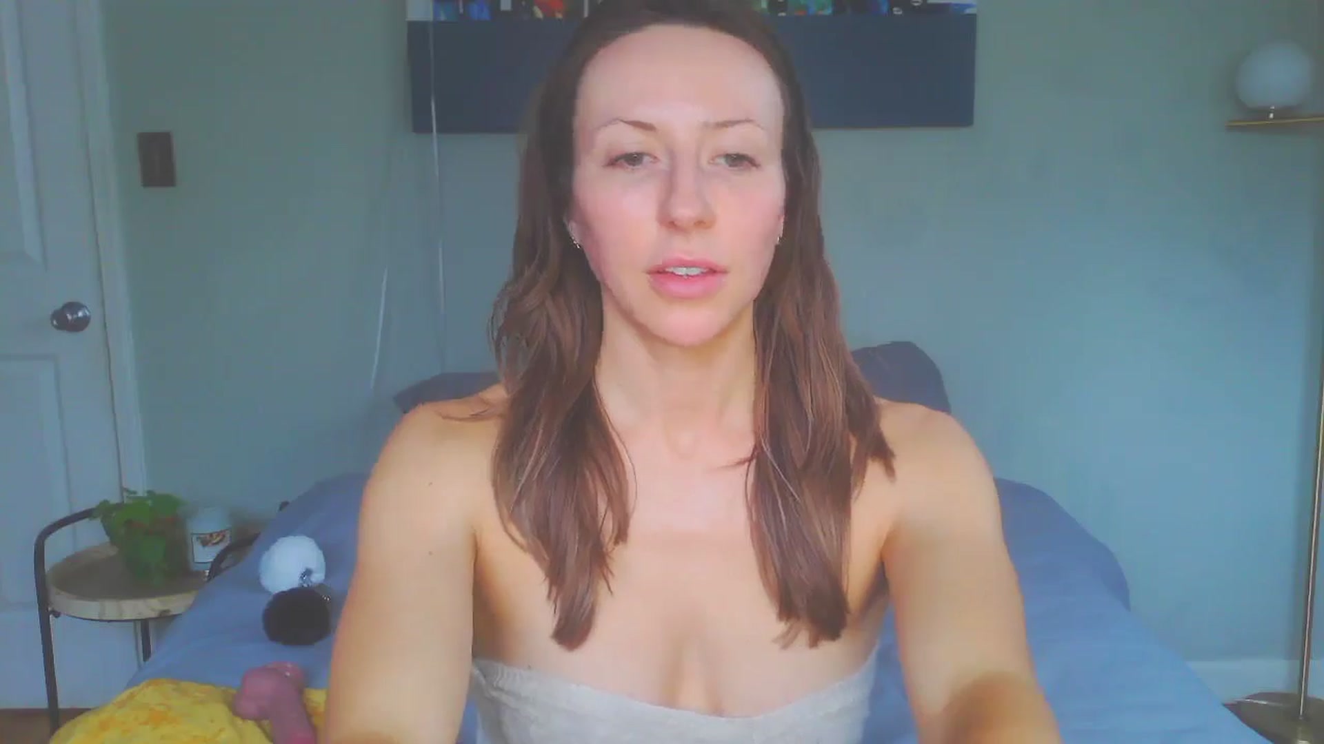 Gallery image thumbnail from bellabaxxxter's myfreecams stream on, 02/06/2025, 20:23 image 8 of 20