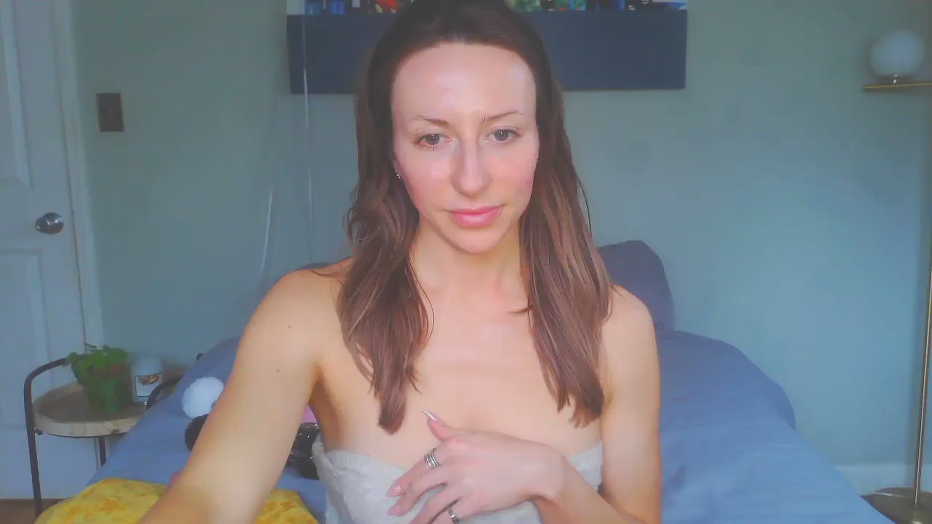 Gallery image thumbnail from bellabaxxxter's myfreecams stream on, 02/06/2025, 20:23 image 3 of 20