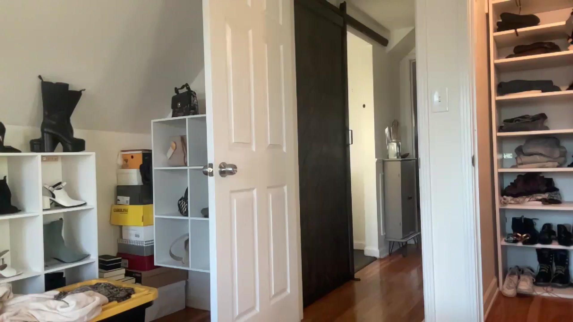Gallery image thumbnail from bellabaxxxter's myfreecams stream on, 02/28/2025, 22:40 image 2 of 20