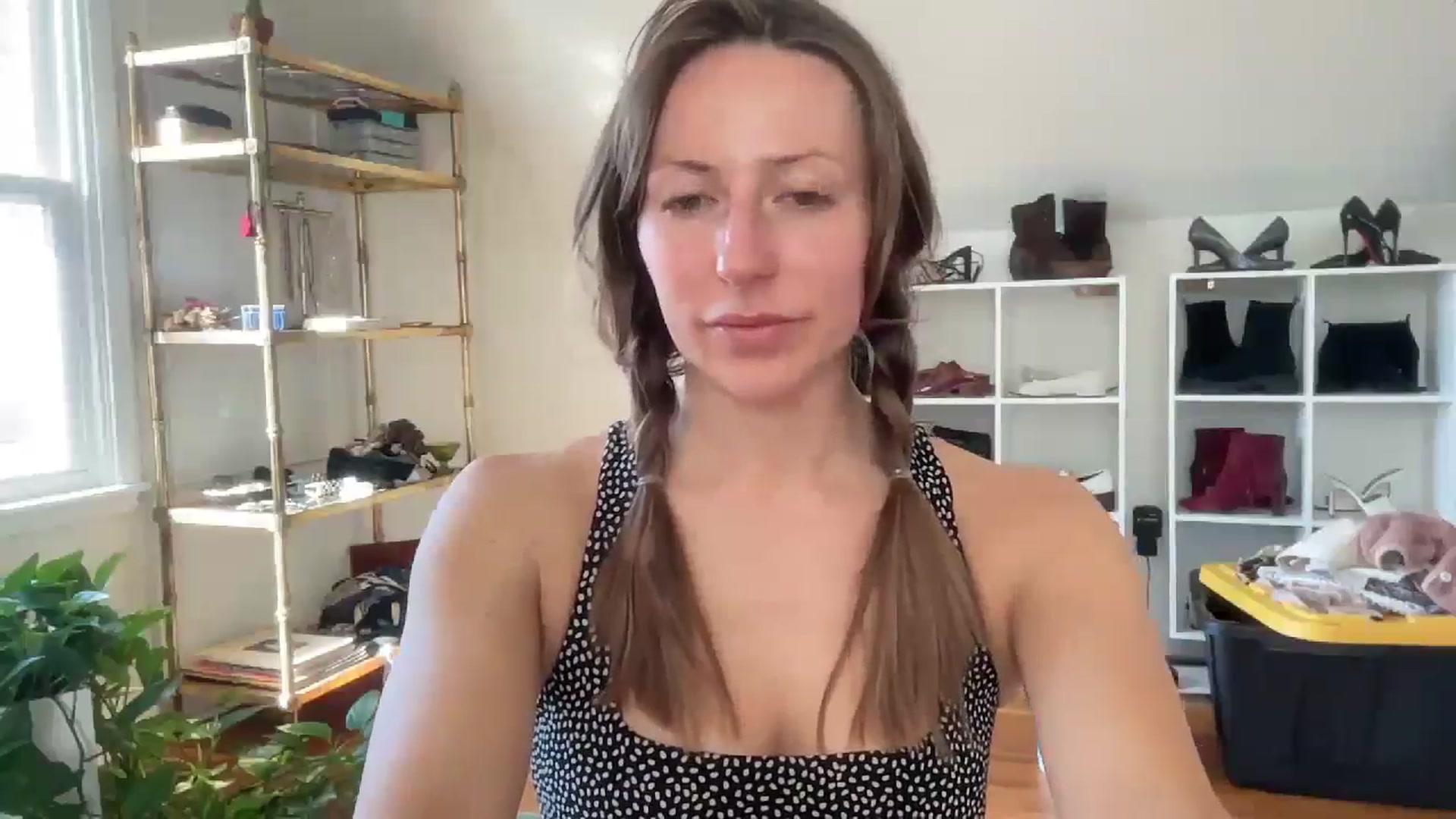 Gallery image thumbnail from bellabaxxxter's myfreecams stream on, 03/11/2025, 16:10 image 5 of 20