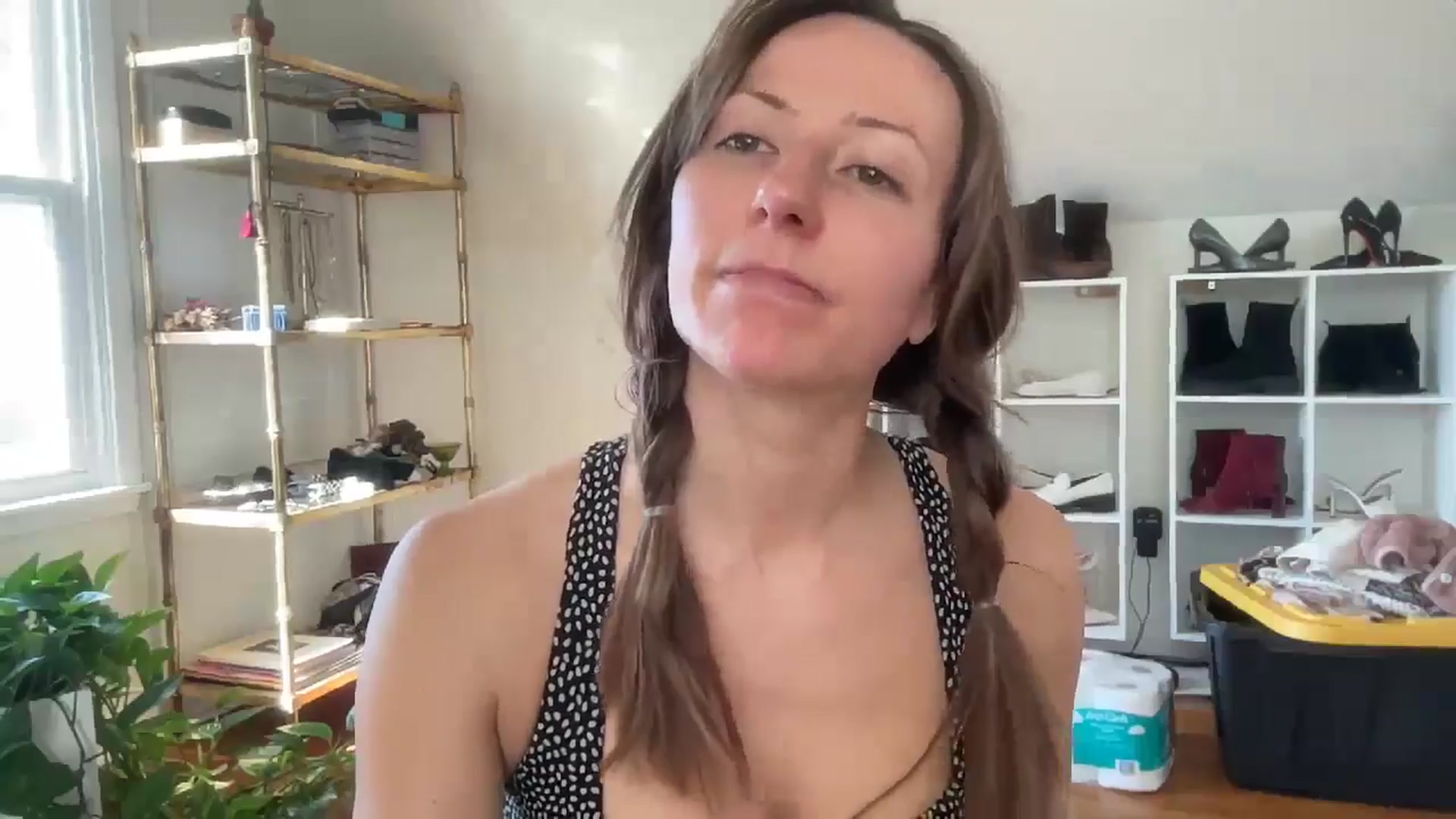 Gallery image thumbnail from bellabaxxxter's myfreecams stream on, 03/11/2025, 16:10 image 8 of 20
