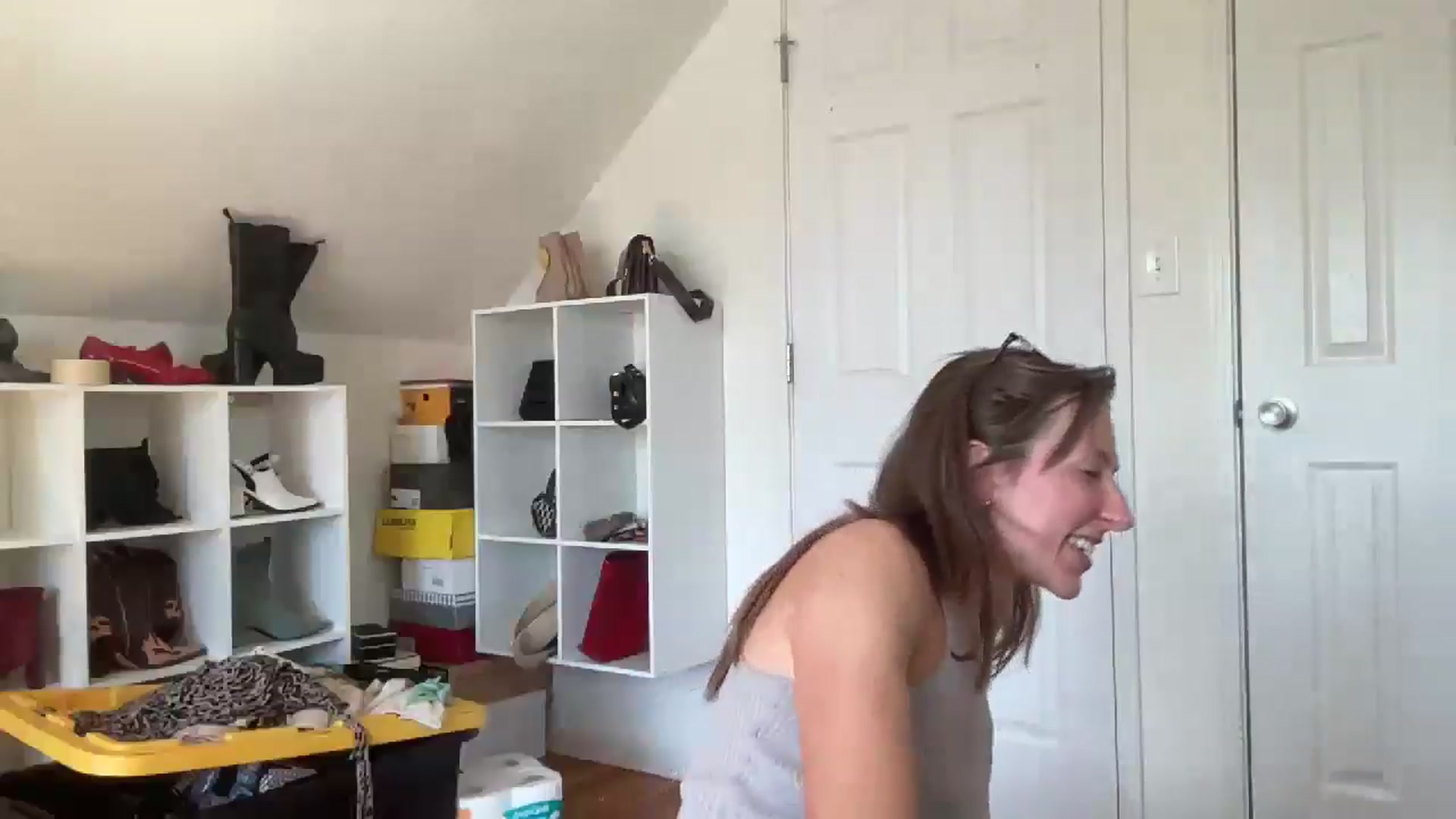 Gallery image thumbnail from bellabaxxxter's myfreecams stream on, 03/21/2025, 17:57 image 2 of 20