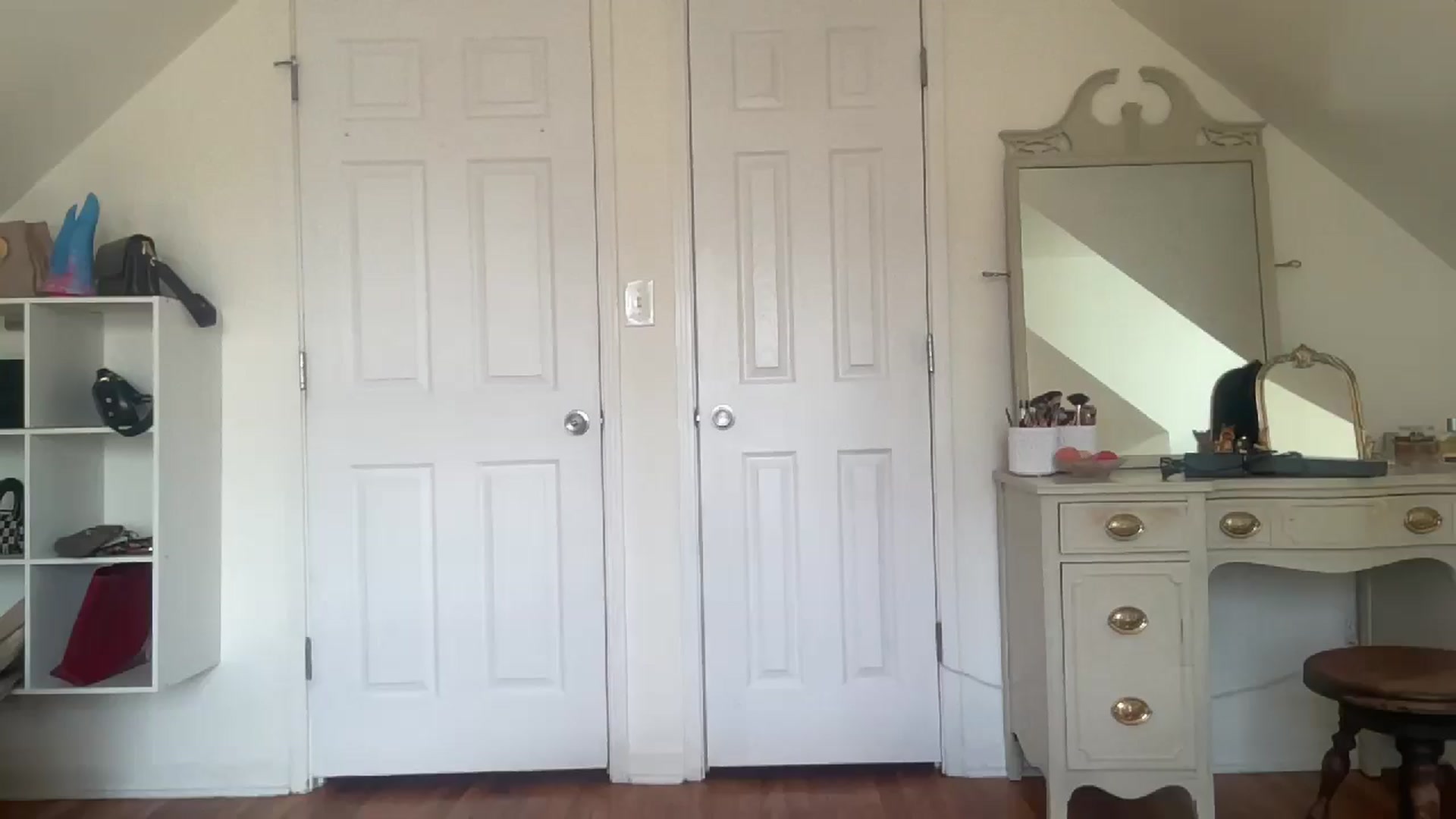 Gallery image thumbnail from bellabaxxxter's myfreecams stream on, 03/26/2025, 17:48 image 1 of 20