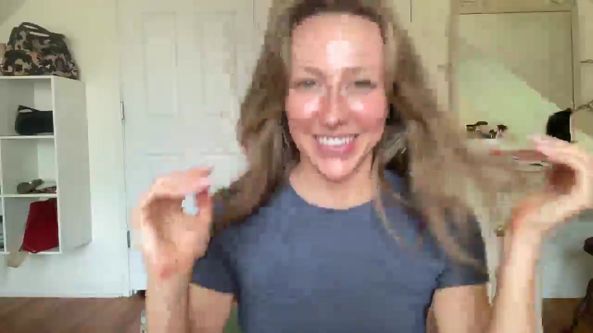 Gallery image thumbnail from bellabaxxxter's myfreecams stream on, 08/06/2025, 19:19 image 5 of 20