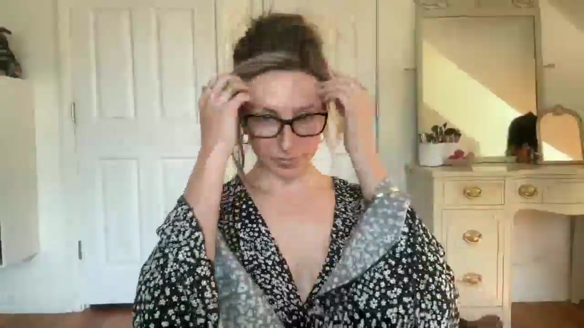Gallery image thumbnail from bellabaxxxter's myfreecams stream on, 08/19/2025, 15:23 image 3 of 20