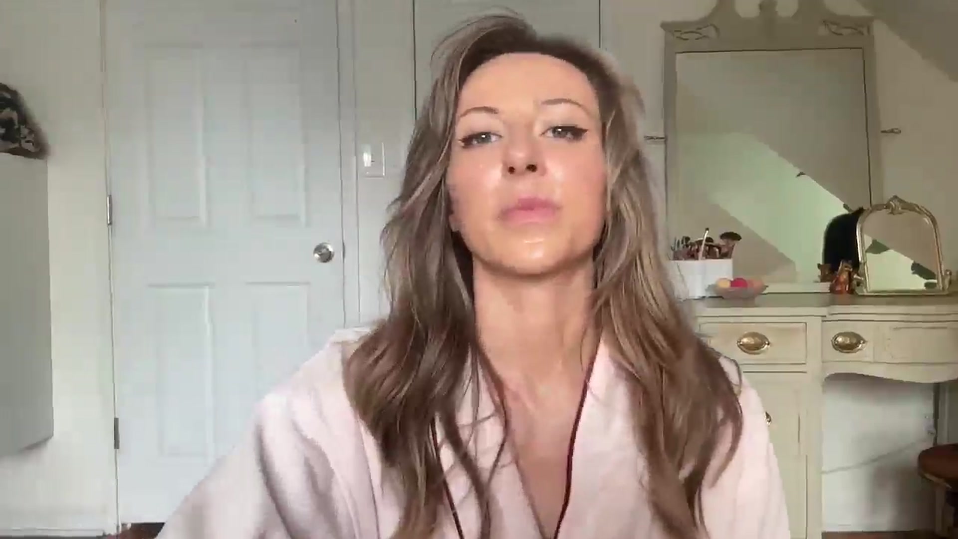 Gallery image thumbnail from bellabaxxxter's myfreecams stream on, 09/05/2025, 19:31 image 5 of 20