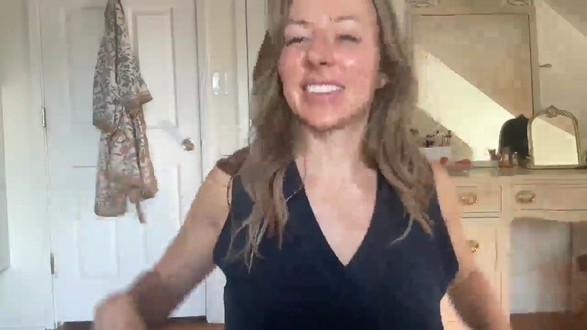 Gallery image thumbnail from bellabaxxxter's myfreecams stream on, 09/29/2025, 15:19 image 9 of 20
