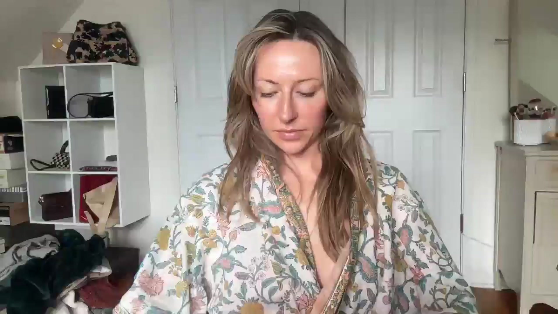 Gallery image thumbnail from bellabaxxxter's myfreecams stream on, 10/27/2025, 17:46 image 1 of 20