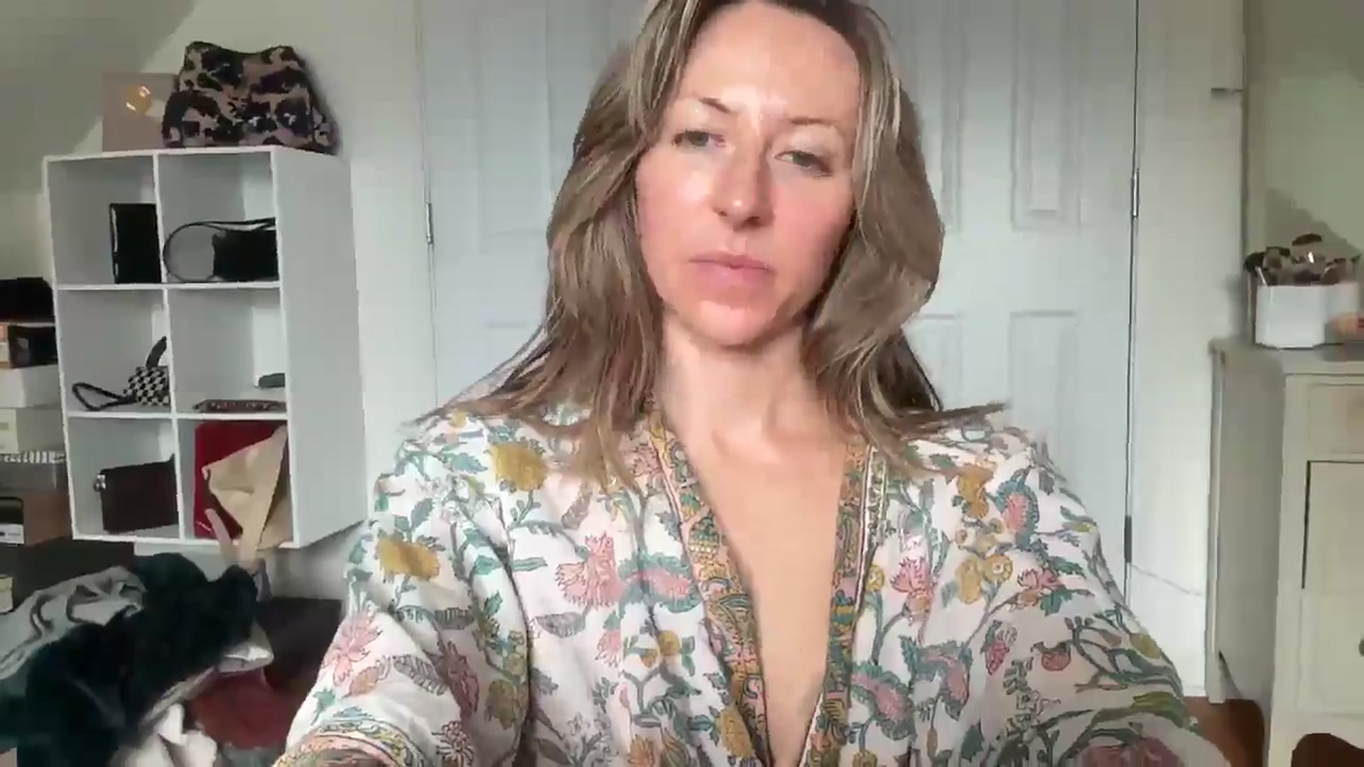 Gallery image thumbnail from bellabaxxxter's myfreecams stream on, 10/27/2025, 17:46 image 4 of 20