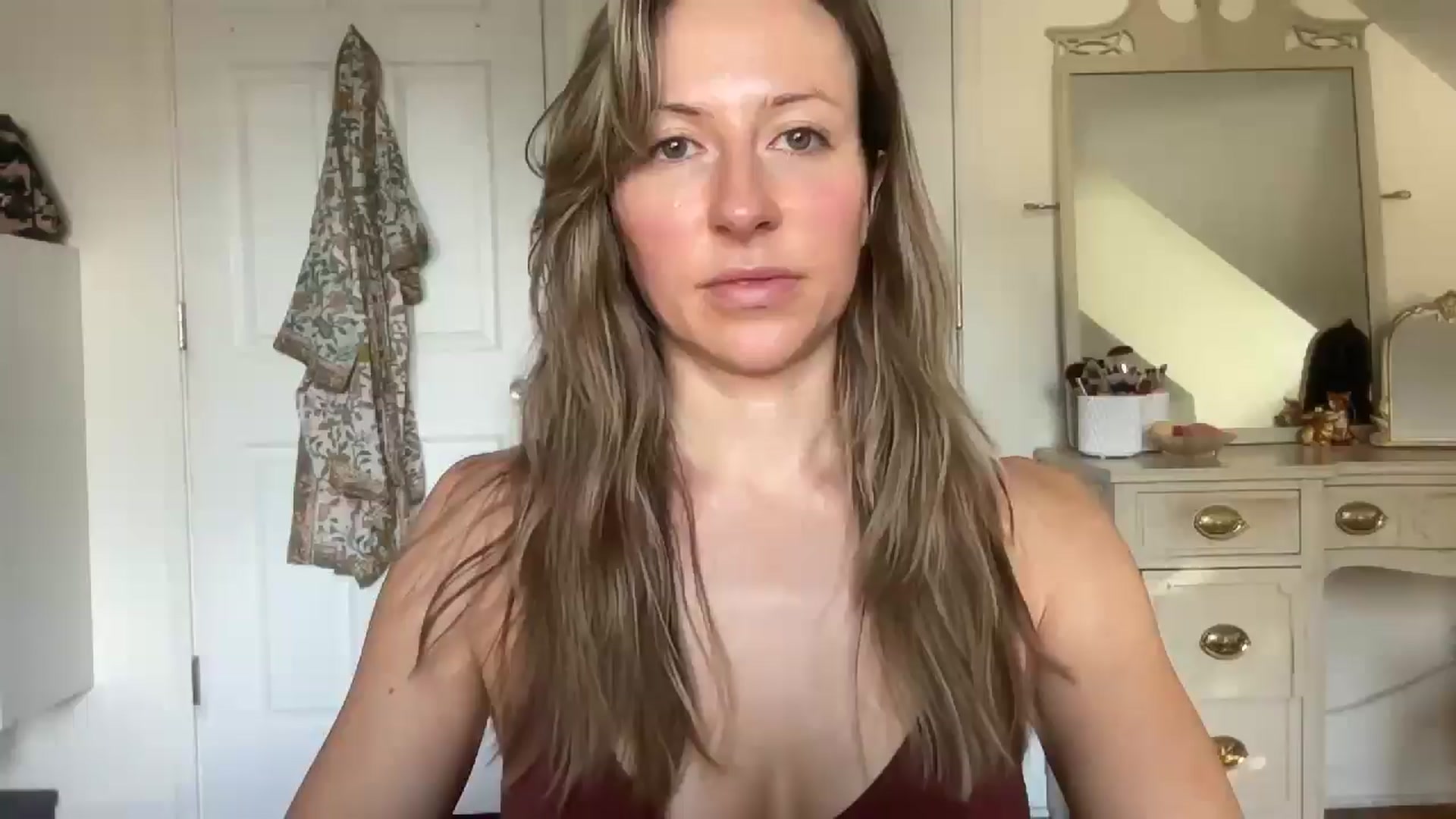 Gallery image thumbnail from bellabaxxxter's myfreecams stream on, 10/28/2025, 15:01 image 6 of 20