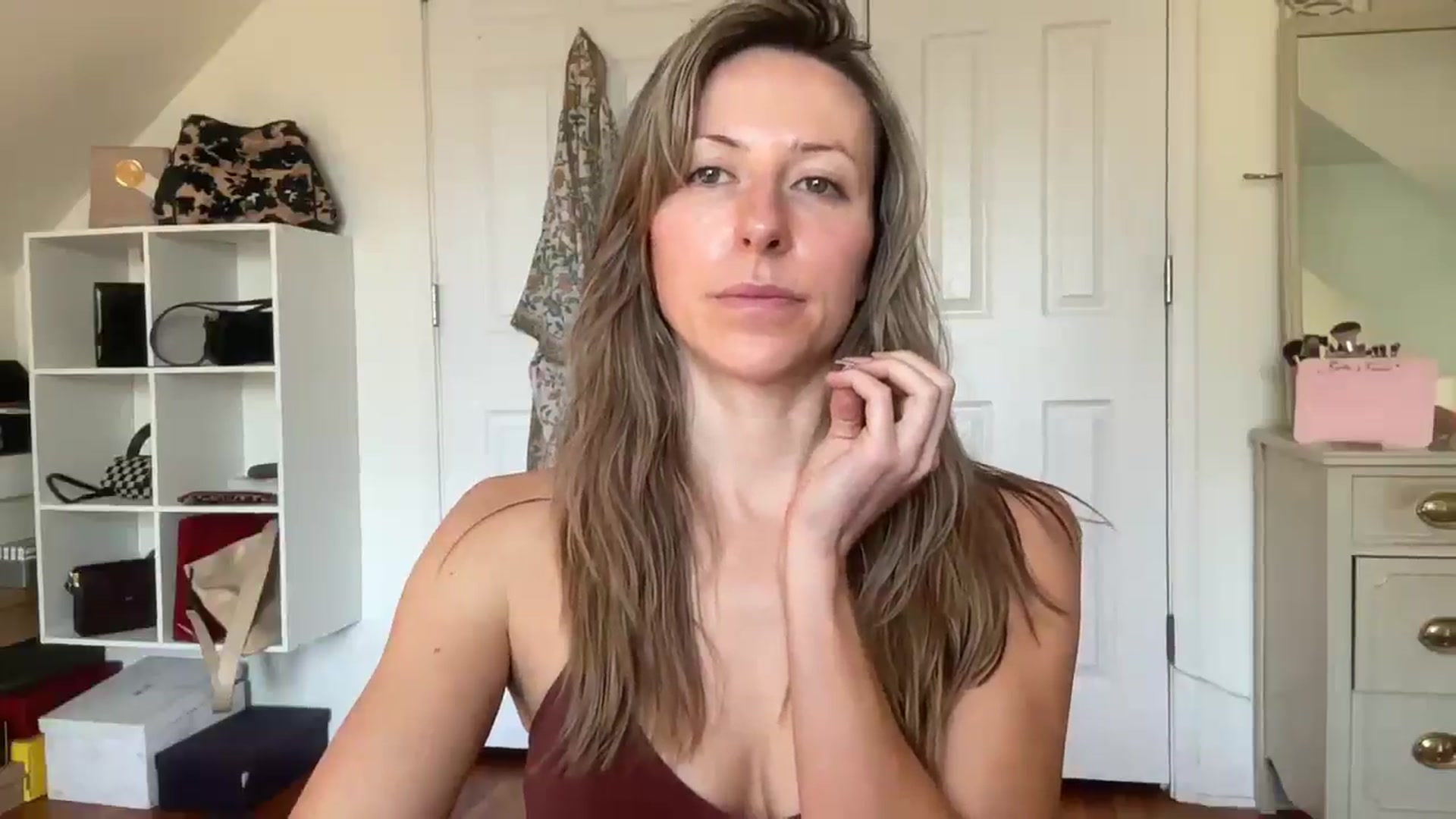 Gallery image thumbnail from bellabaxxxter's myfreecams stream on, 10/28/2025, 15:56 image 17 of 20