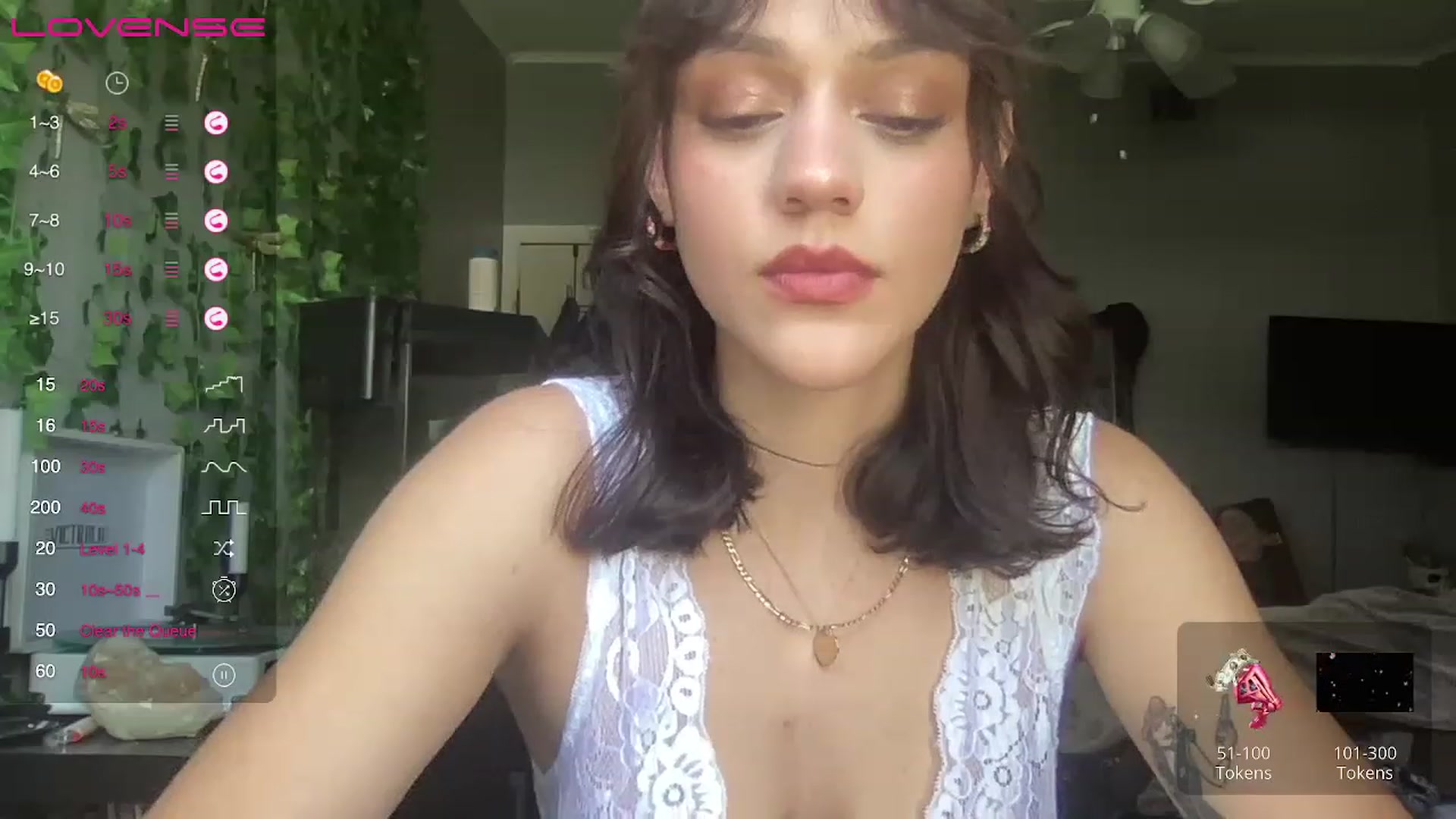 Gallery image thumbnail from bellav88's myfreecams stream on, 05/30/2023, 20:12 image 11 of 20
