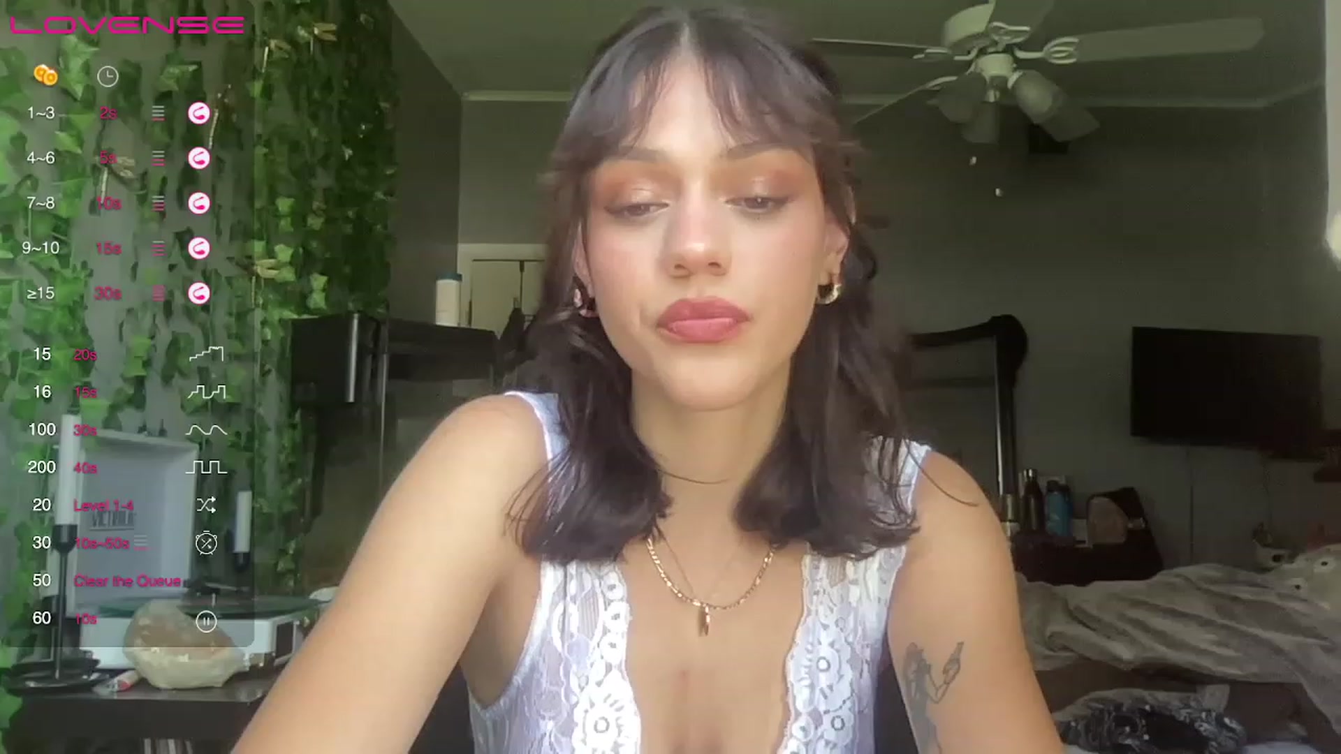 Gallery image thumbnail from bellav88's myfreecams stream on, 05/30/2023, 20:12 image 5 of 20
