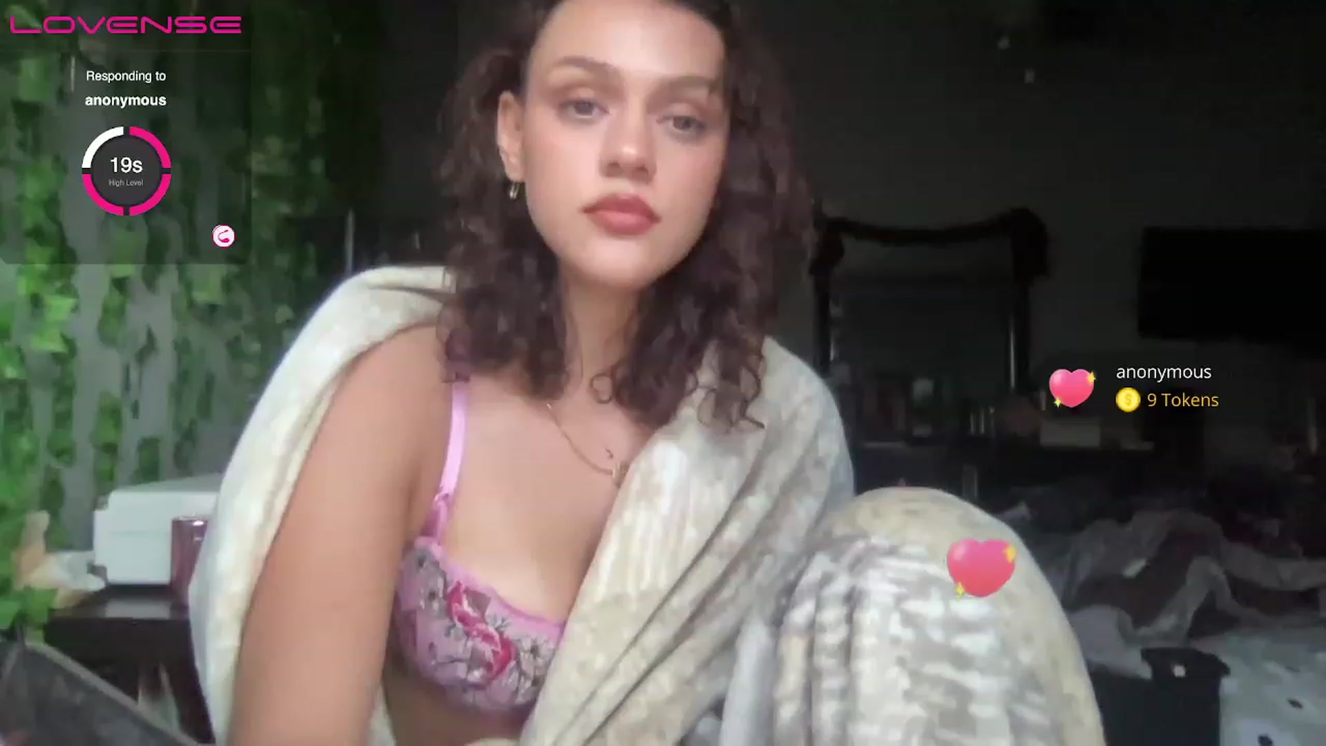 Gallery image thumbnail from bellav88's myfreecams stream on, 07/21/2023, 24:30 image 6 of 20