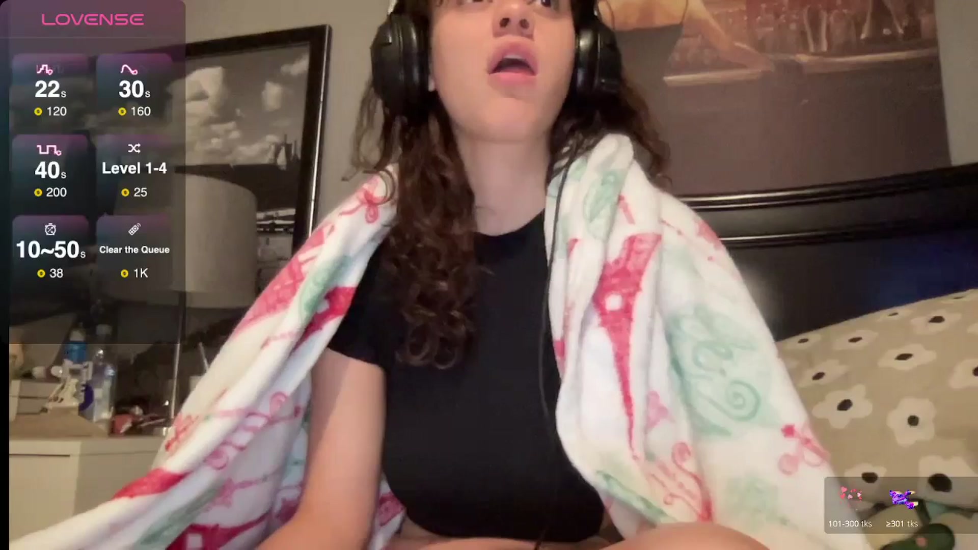 Gallery image thumbnail from bellav88's myfreecams stream on, 07/17/2024, 06:07 image 12 of 20