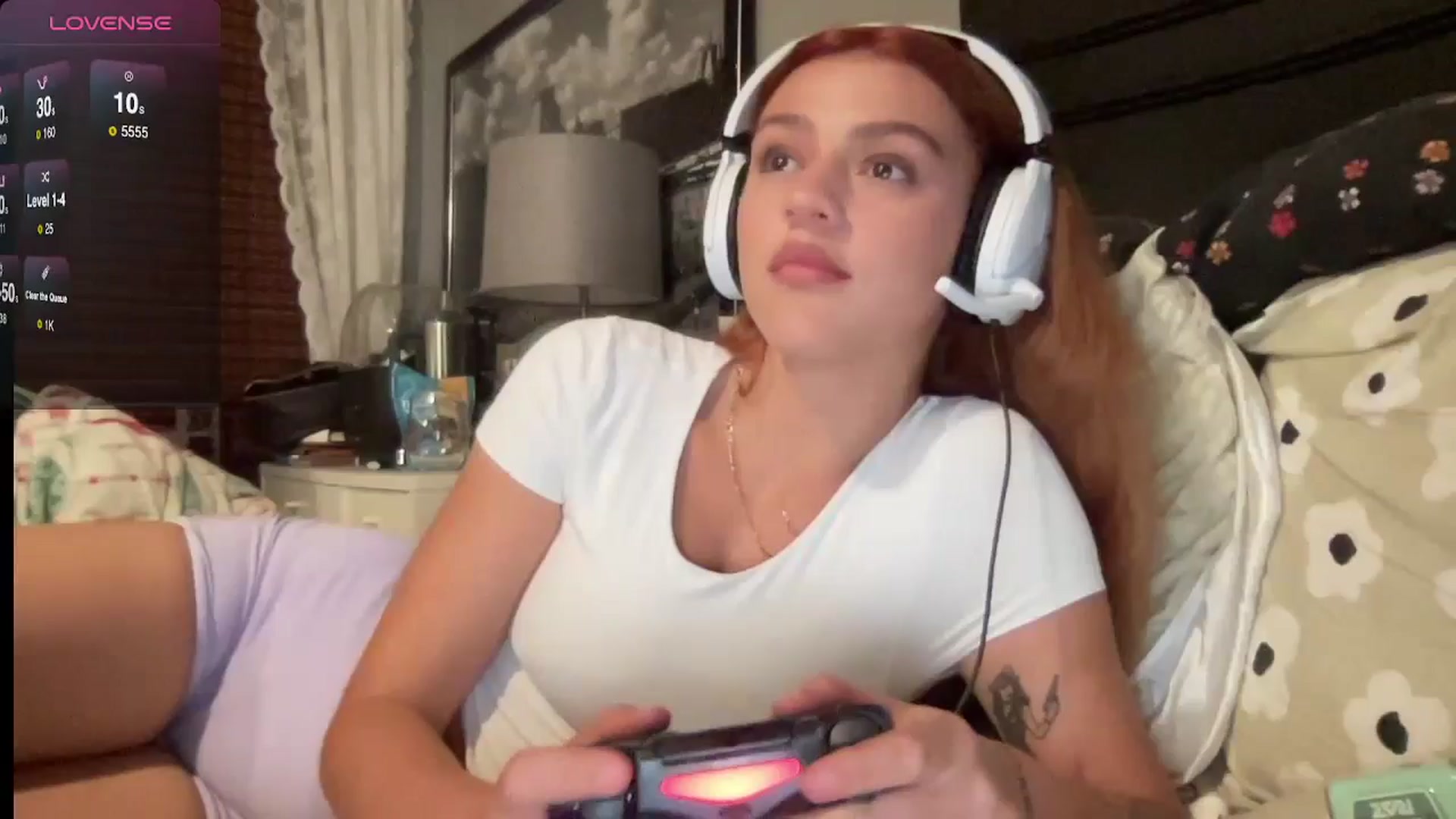 Gallery image thumbnail from bellav88's myfreecams stream on, 08/06/2024, 01:37 image 6 of 20