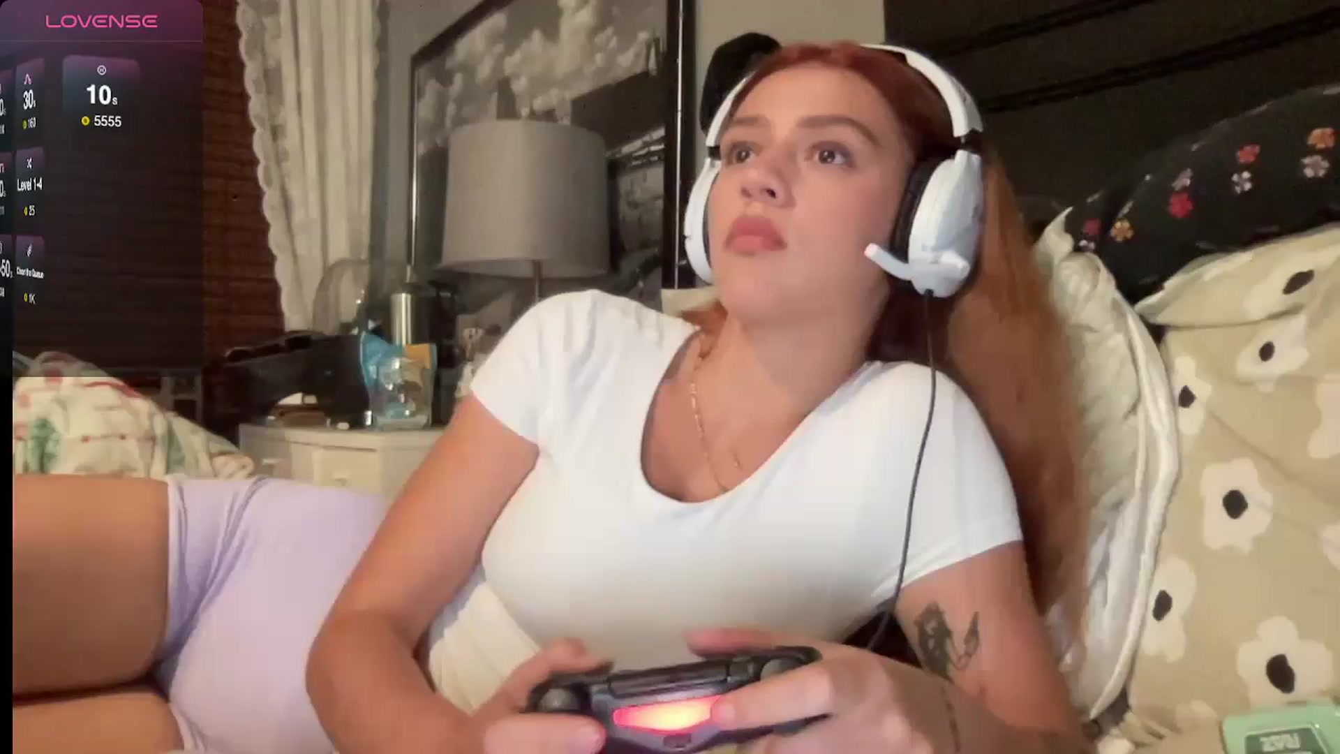 Gallery image thumbnail from bellav88's myfreecams stream on, 08/06/2024, 01:37 image 12 of 20