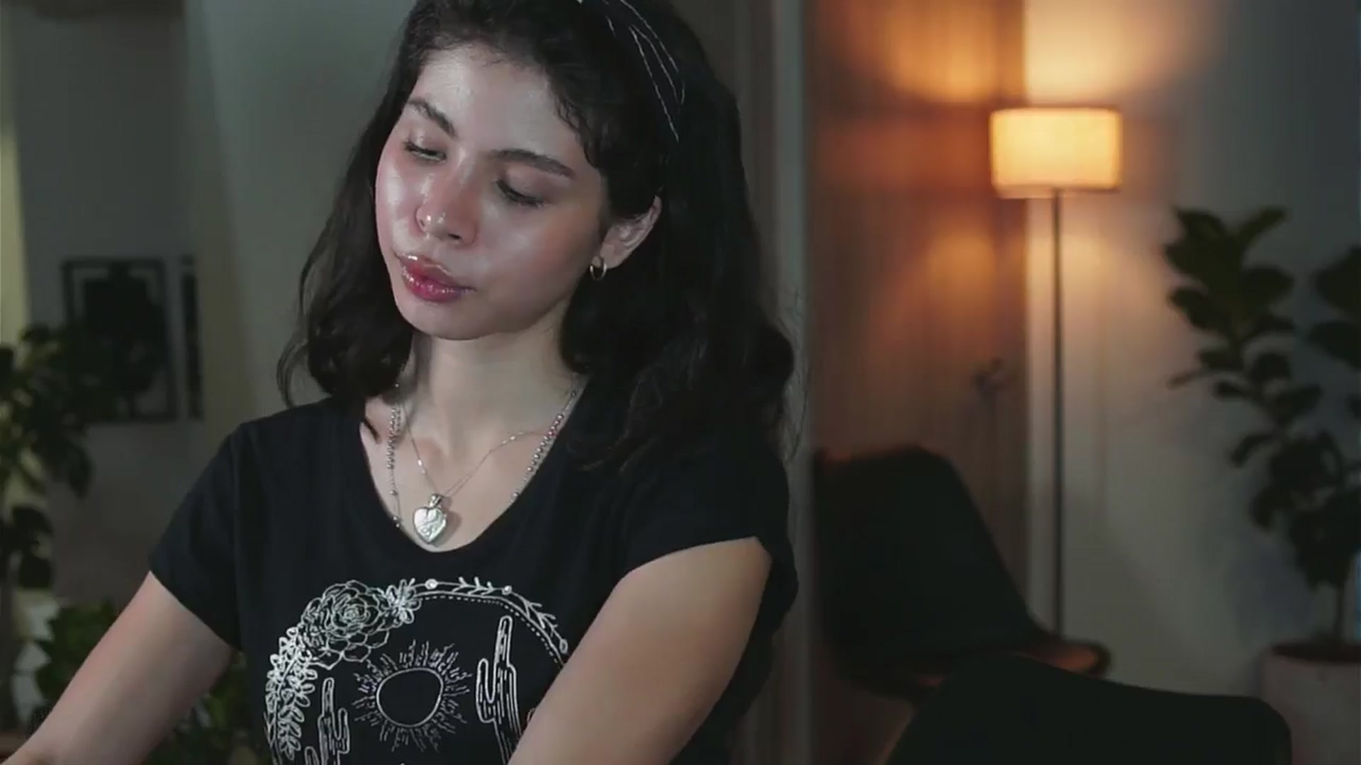 Gallery image thumbnail from belledejour's myfreecams stream on, 05/14/2025, 23:46 image 11 of 20
