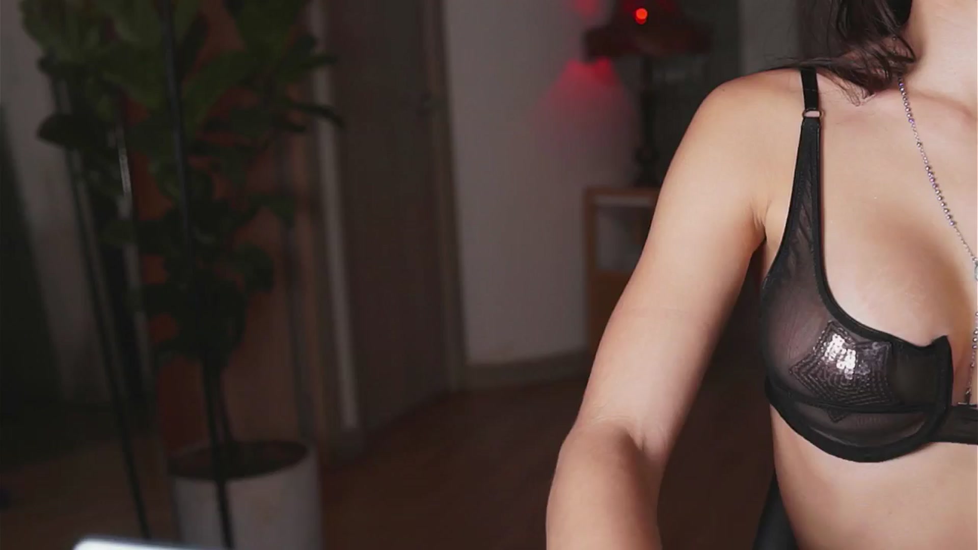 Gallery image thumbnail from belledejour's myfreecams stream on, 05/30/2025, 02:26 image 12 of 20