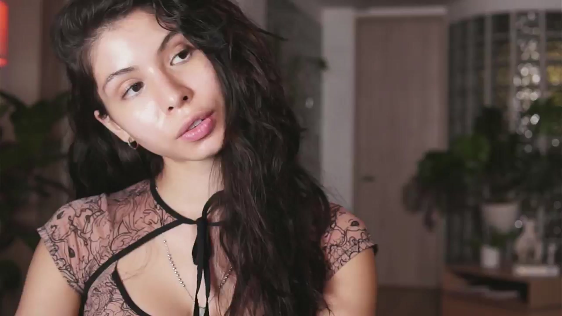 Gallery image thumbnail from belledejour's myfreecams stream on, 06/01/2025, 01:48 image 3 of 20